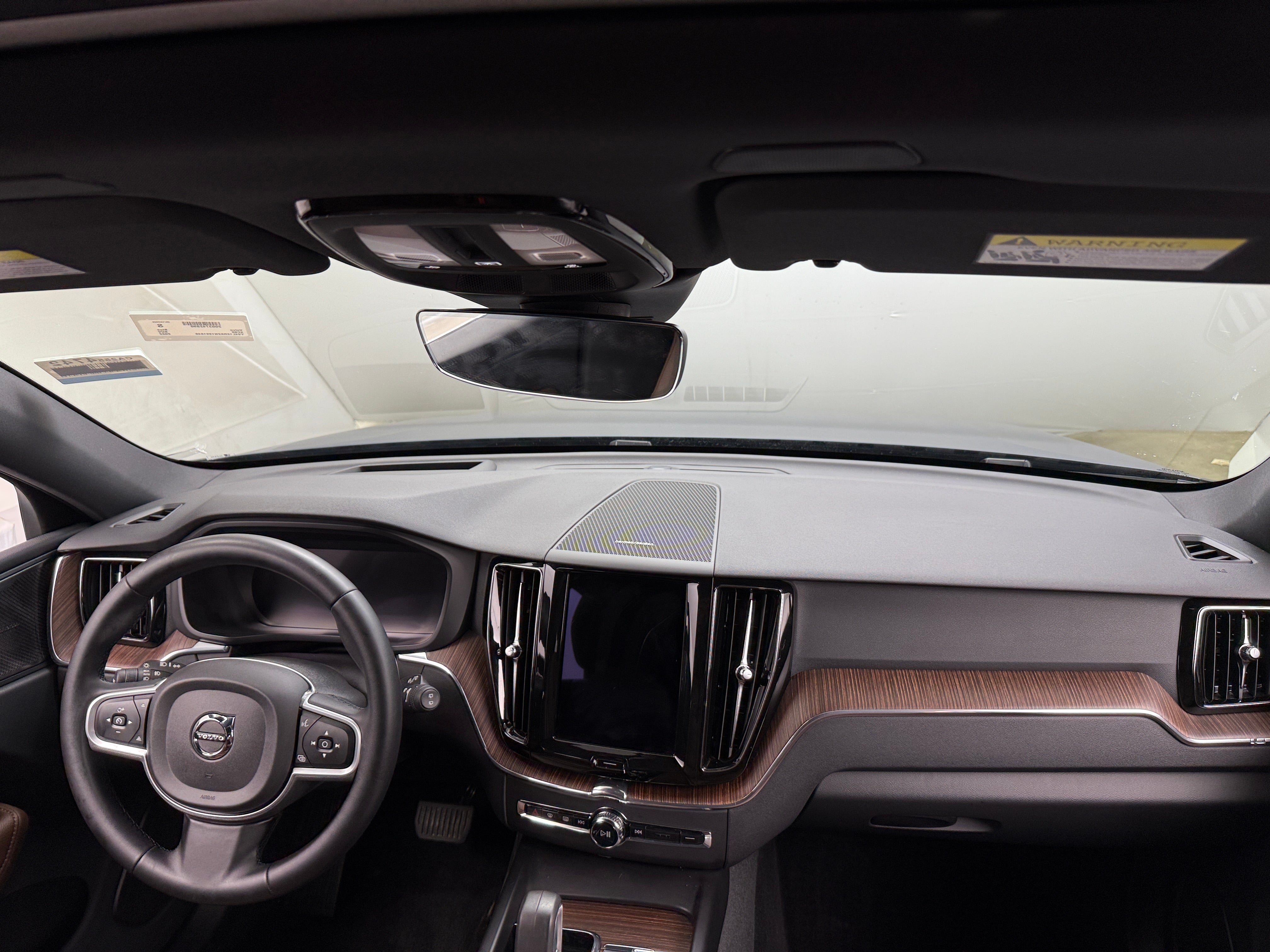 2022 Volvo XC60 B5 Momentum 3