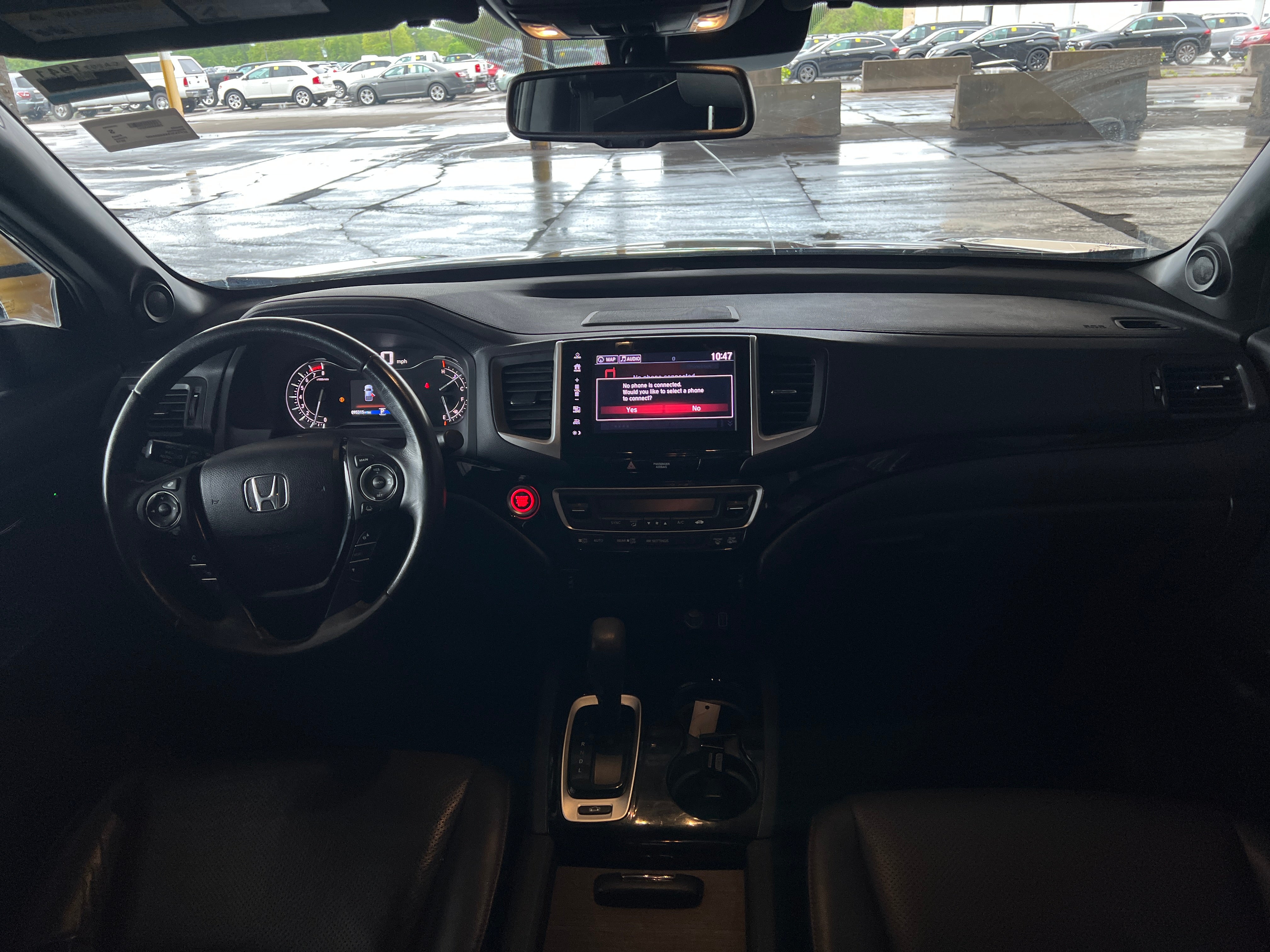 2019 Honda Ridgeline Black Edition 2