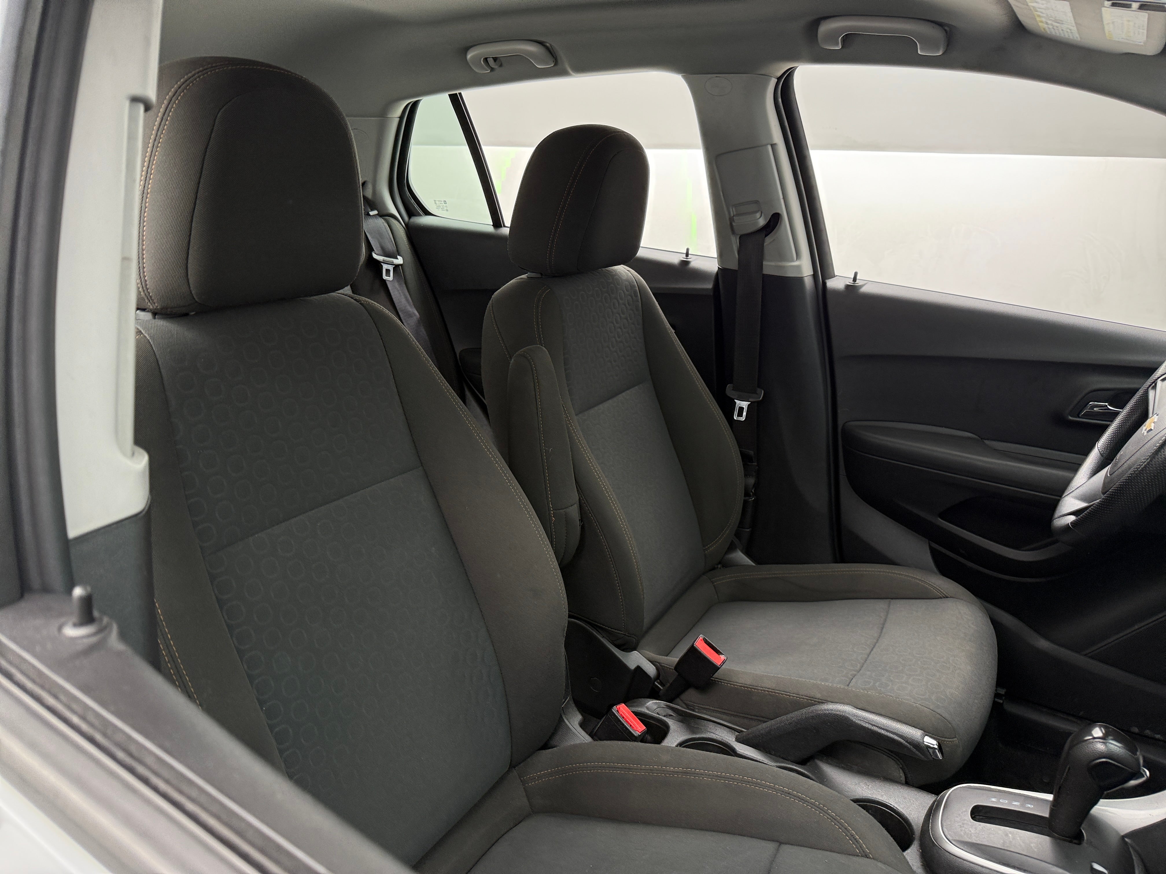 2018 Chevrolet Trax LS 2