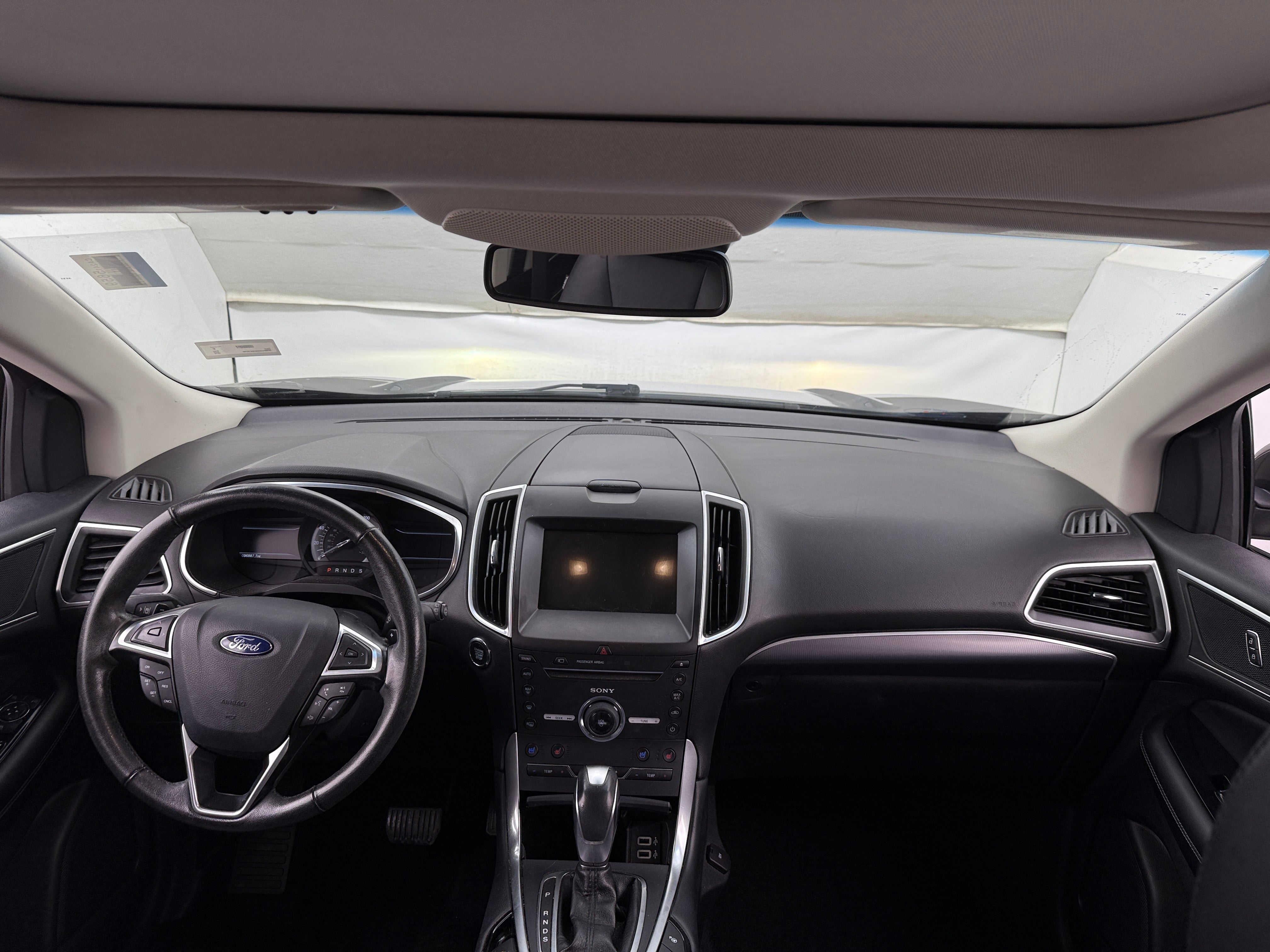 2016 Ford Edge Titanium 2