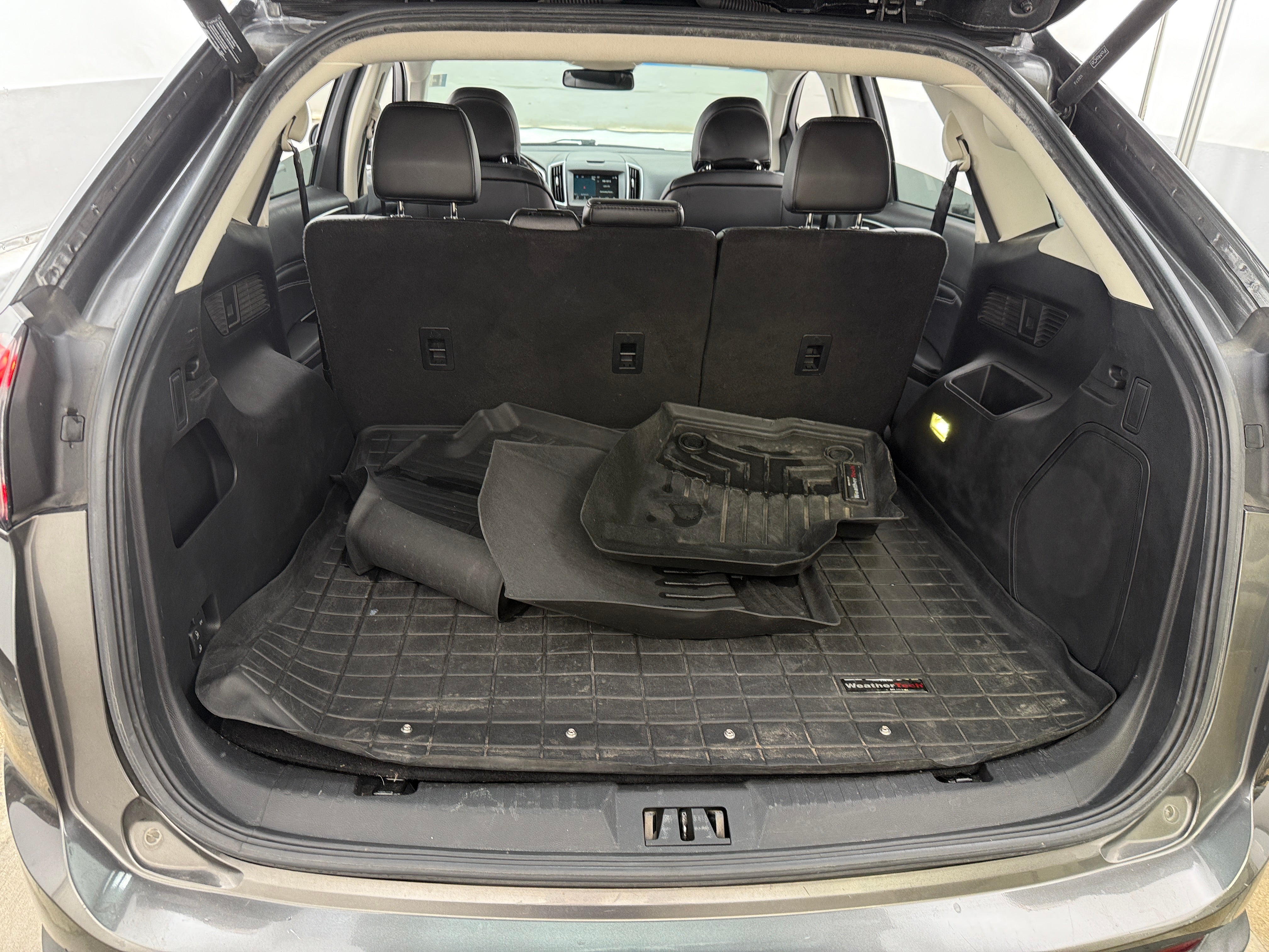 2016 Ford Edge Titanium 6