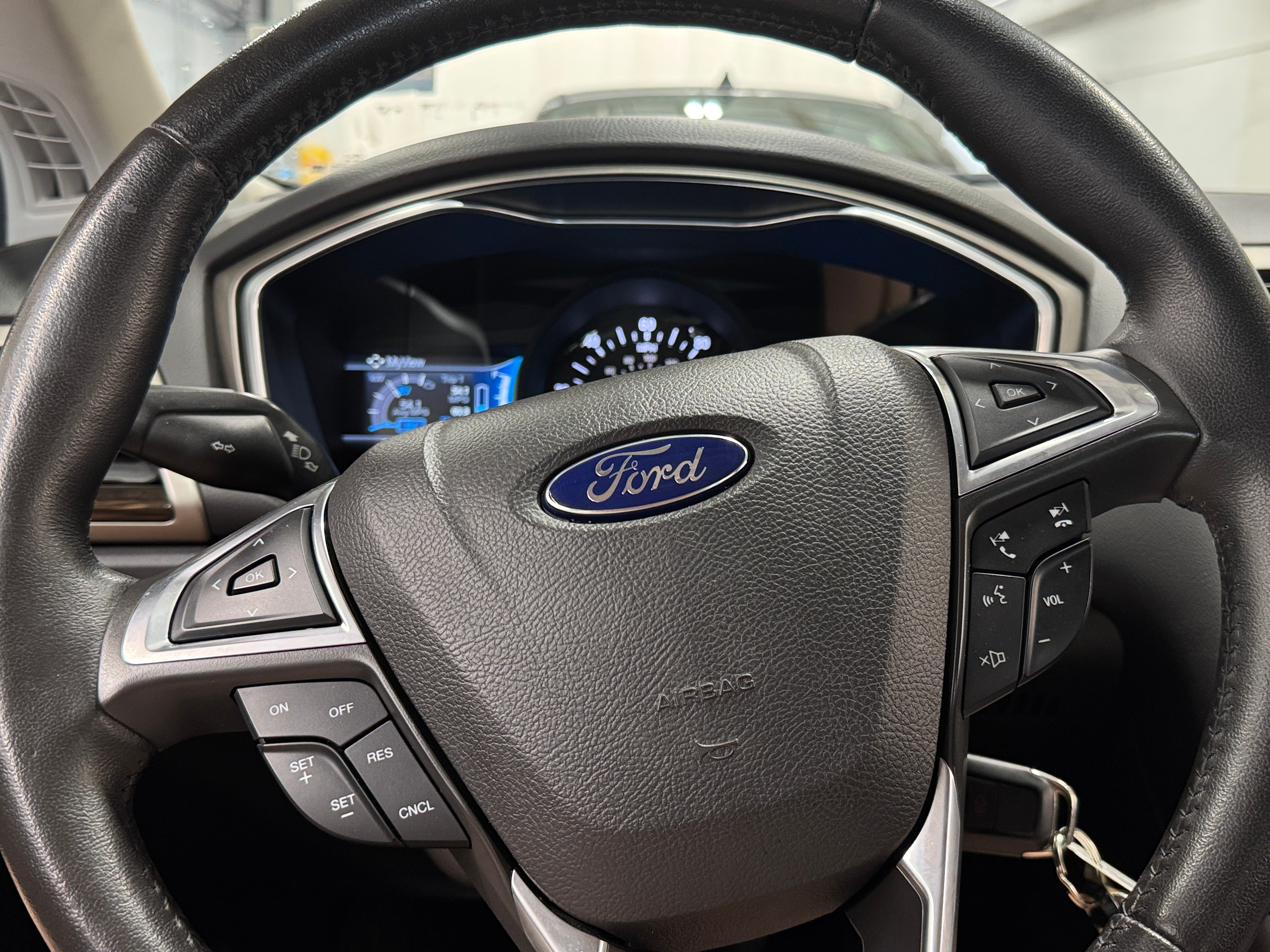 2016 Ford Fusion  4