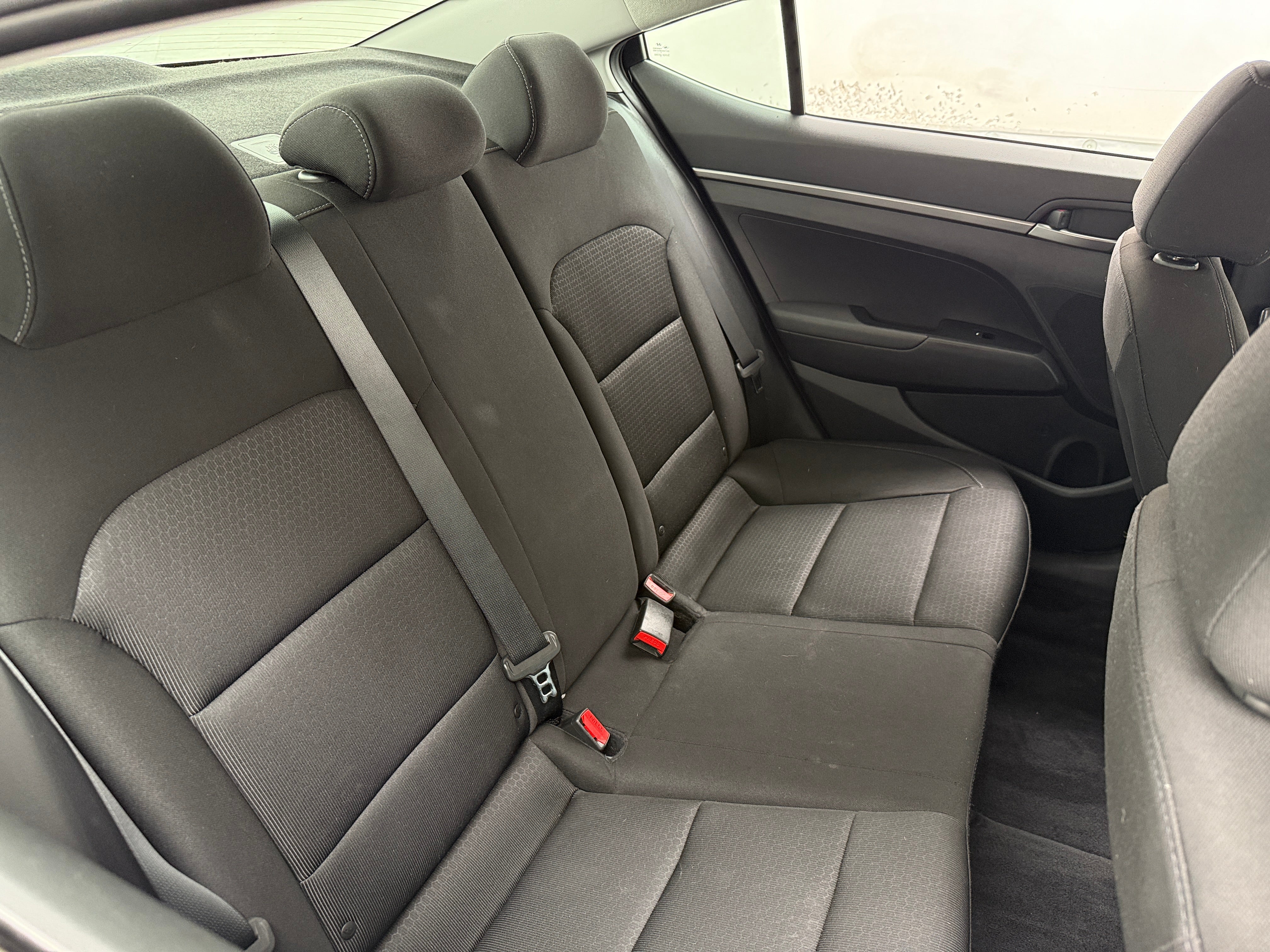 2018 Hyundai Elantra SE 3