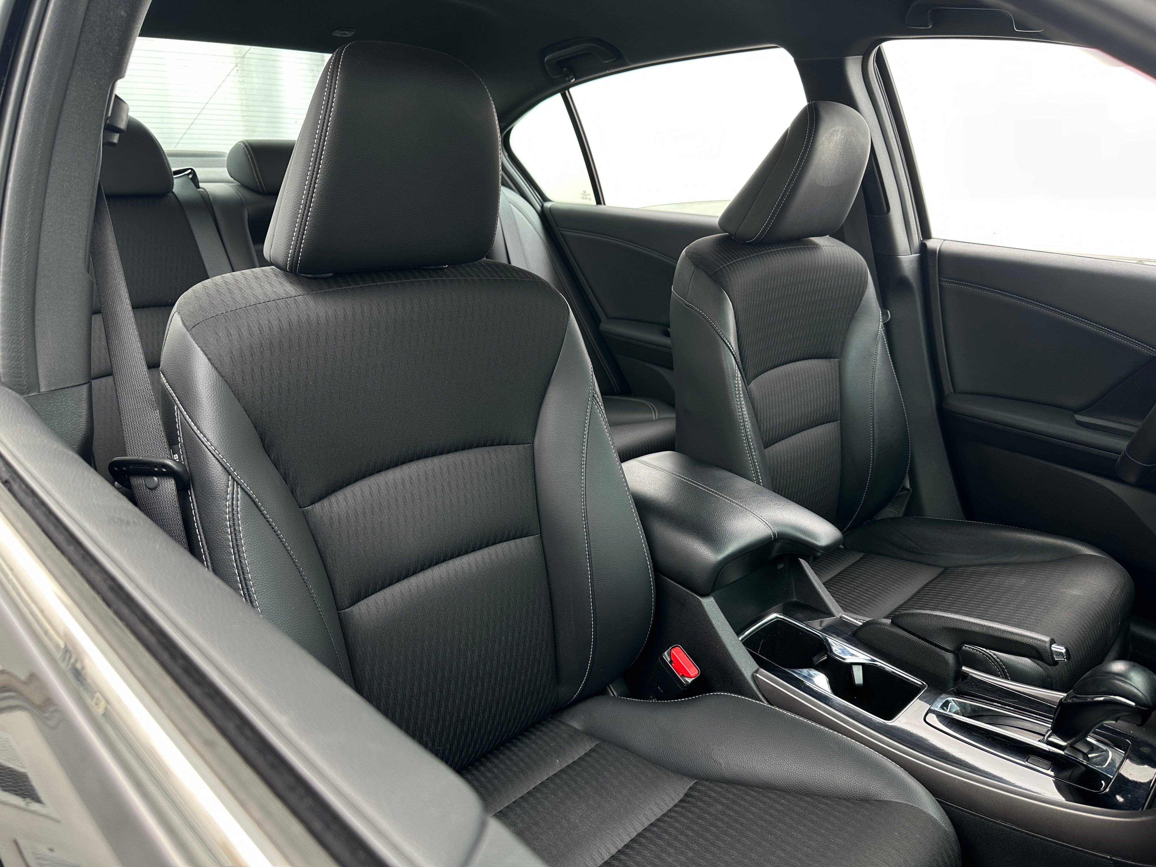2017 Honda Accord Sport 2