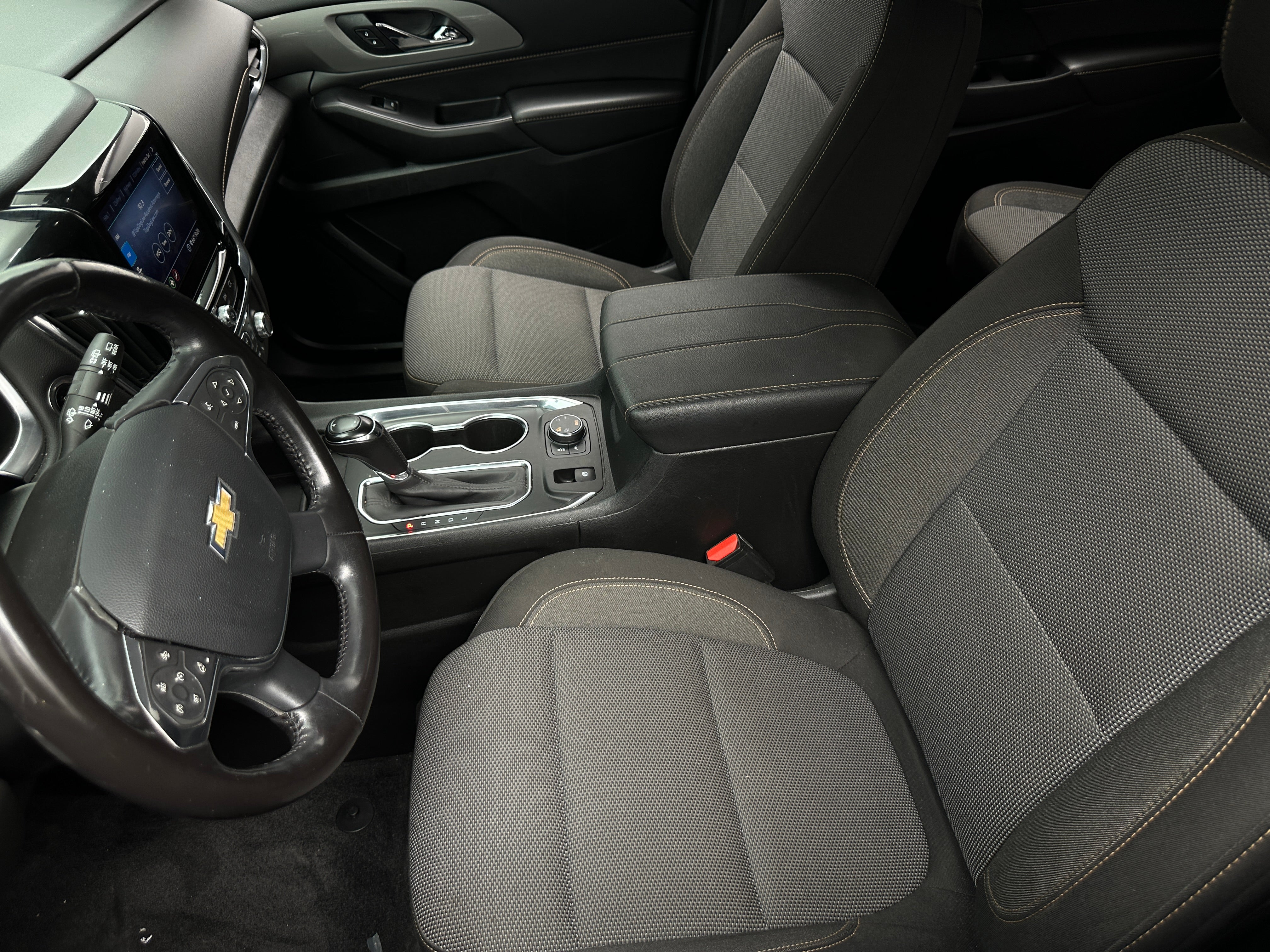 2020 Chevrolet Traverse LT 2