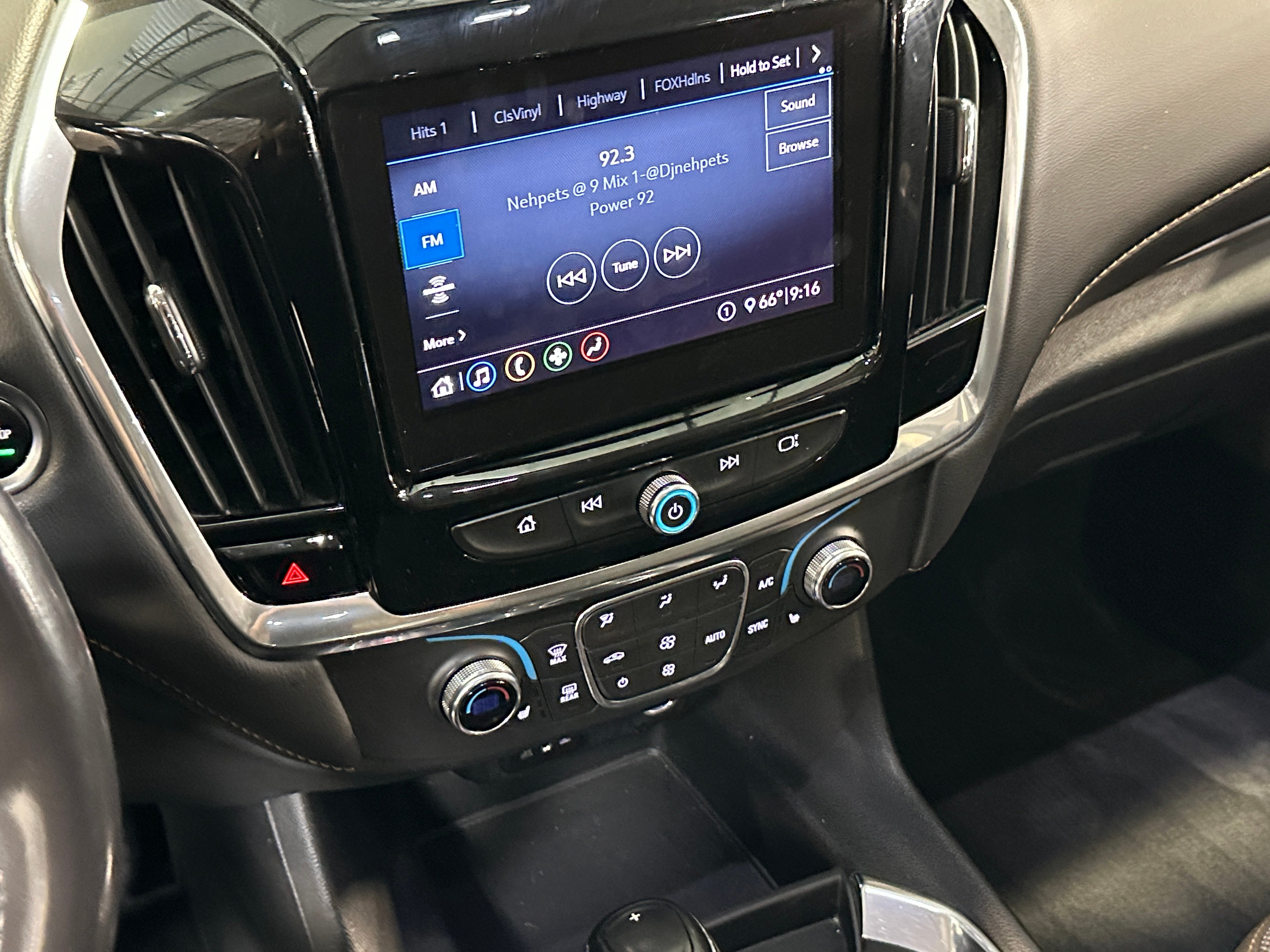 2020 Chevrolet Traverse LT 4