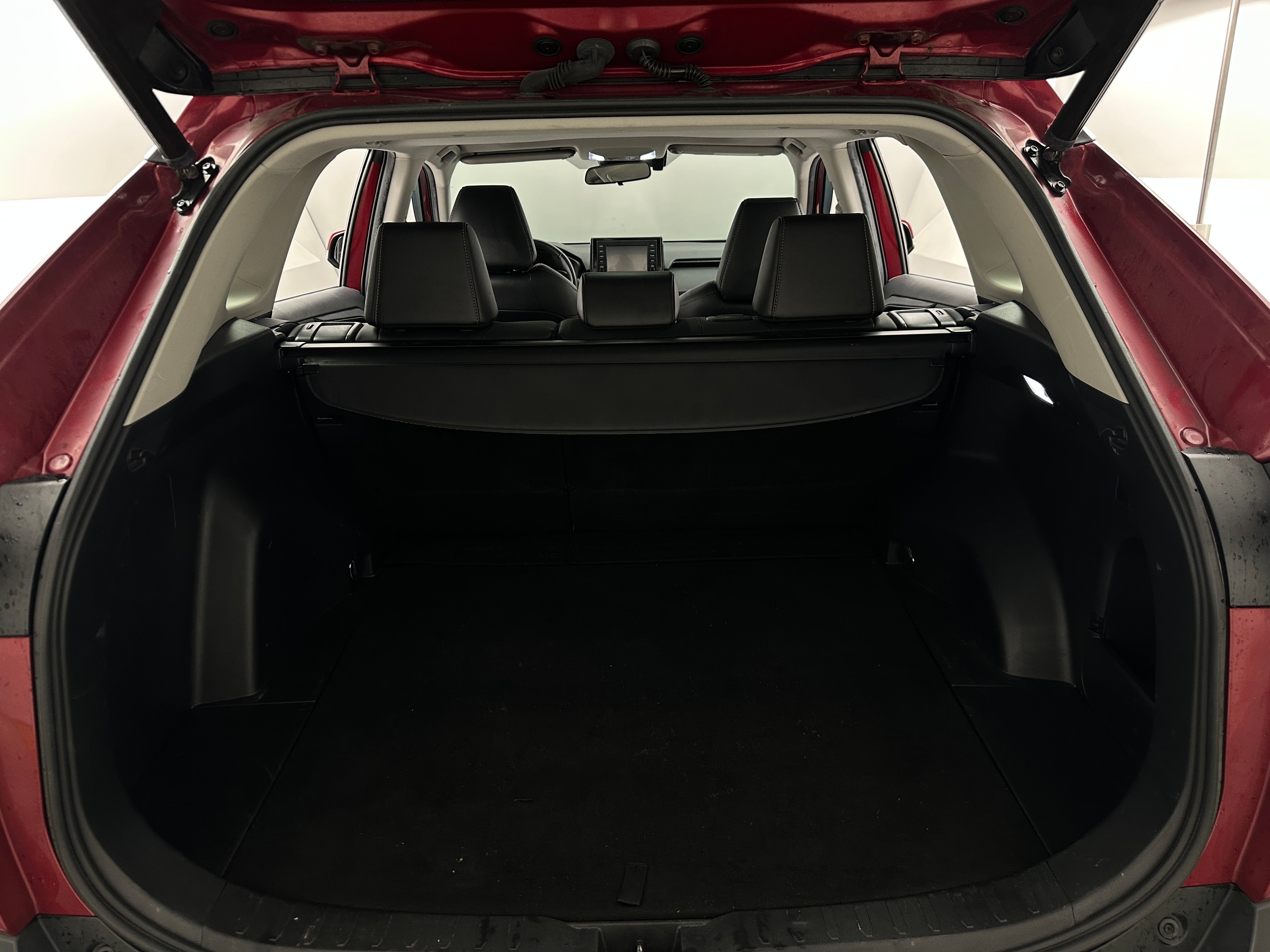2021 Toyota RAV4 XLE Premium 6