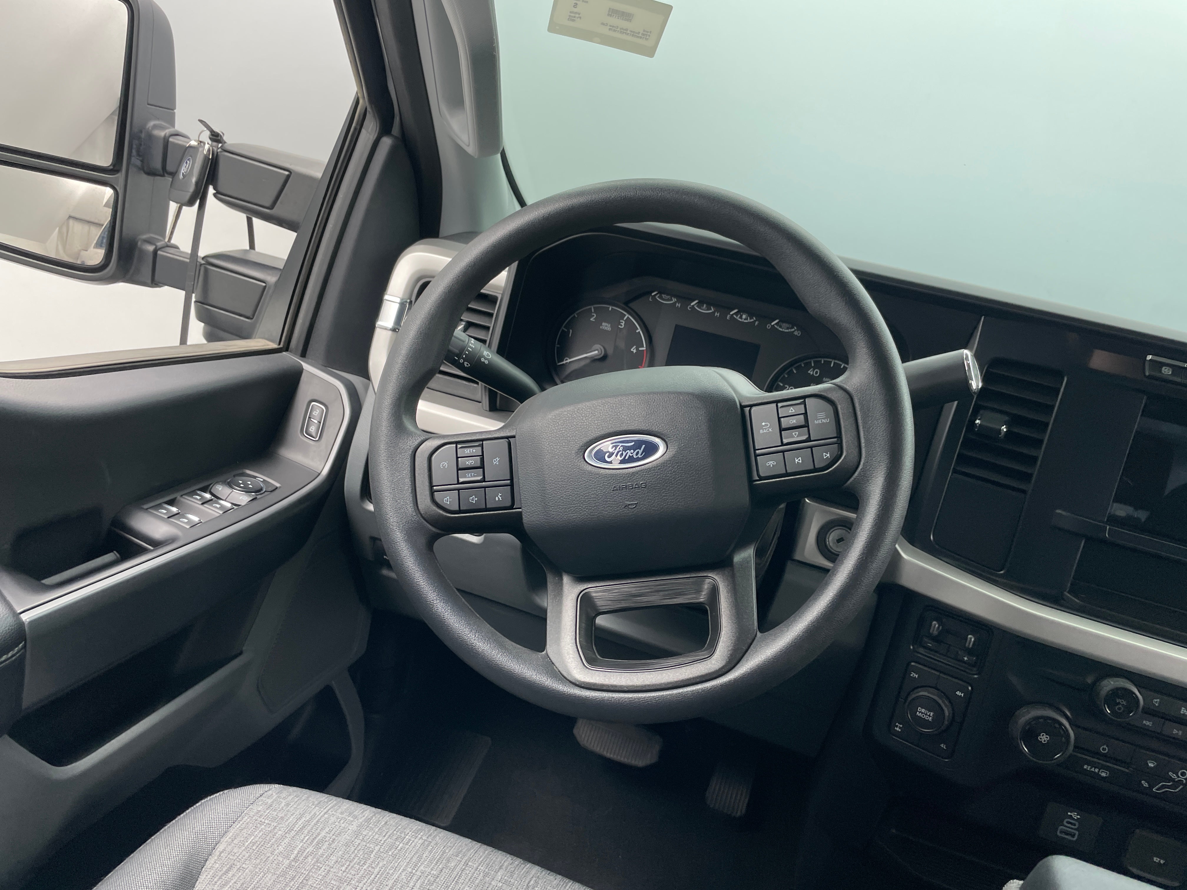 2023 Ford Econoline E-250 5
