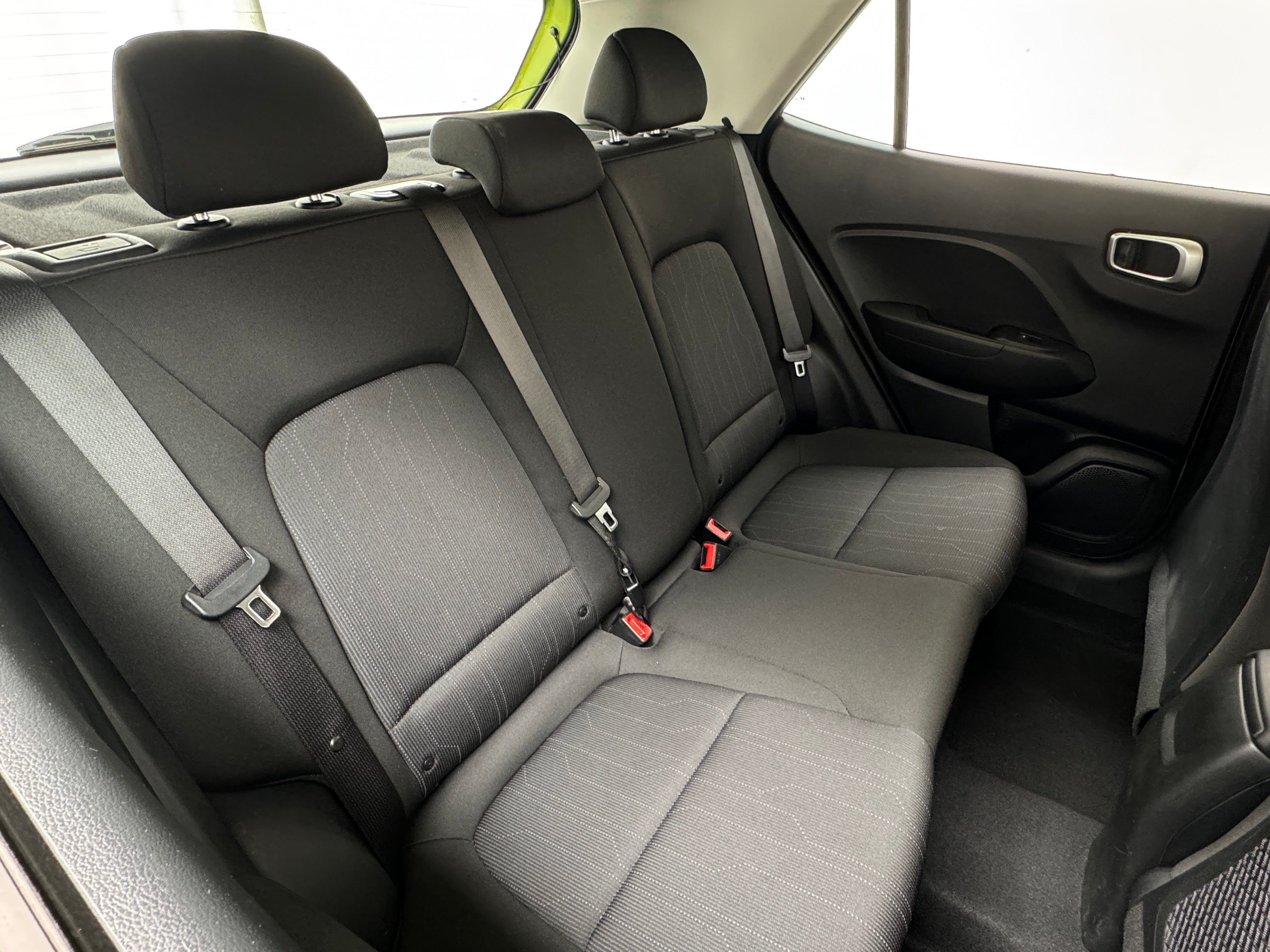 2024 Hyundai Venue SE 6