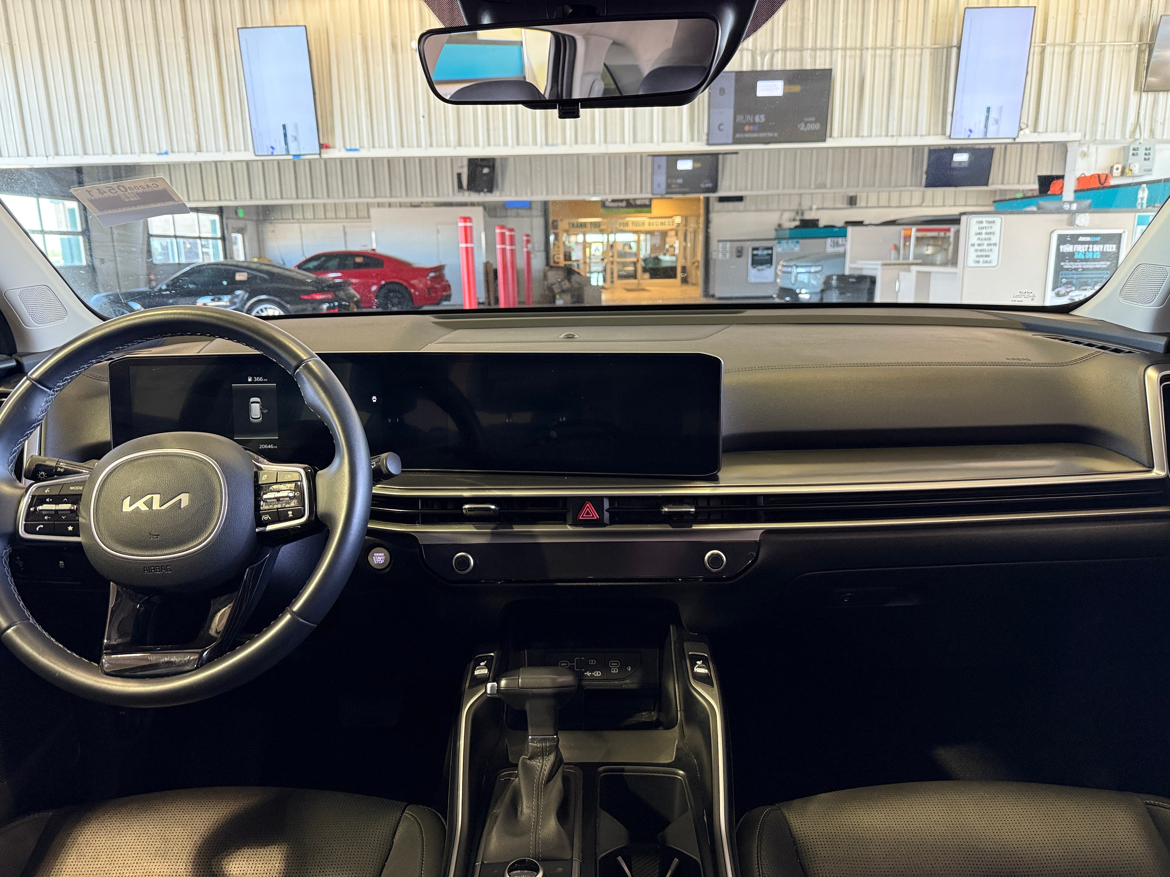 2024 Kia Sorento S 2