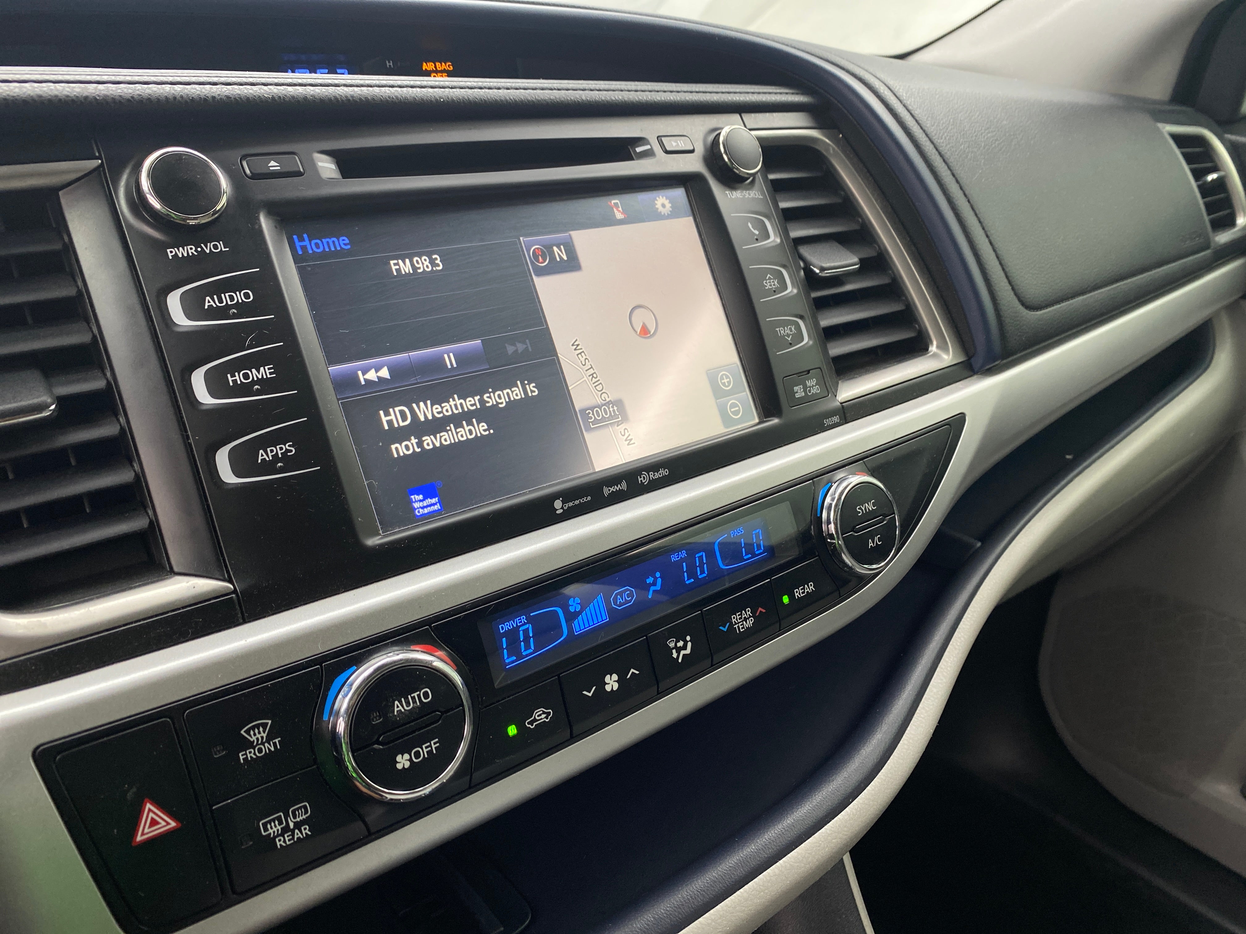 2019 Toyota Highlander XLE 3