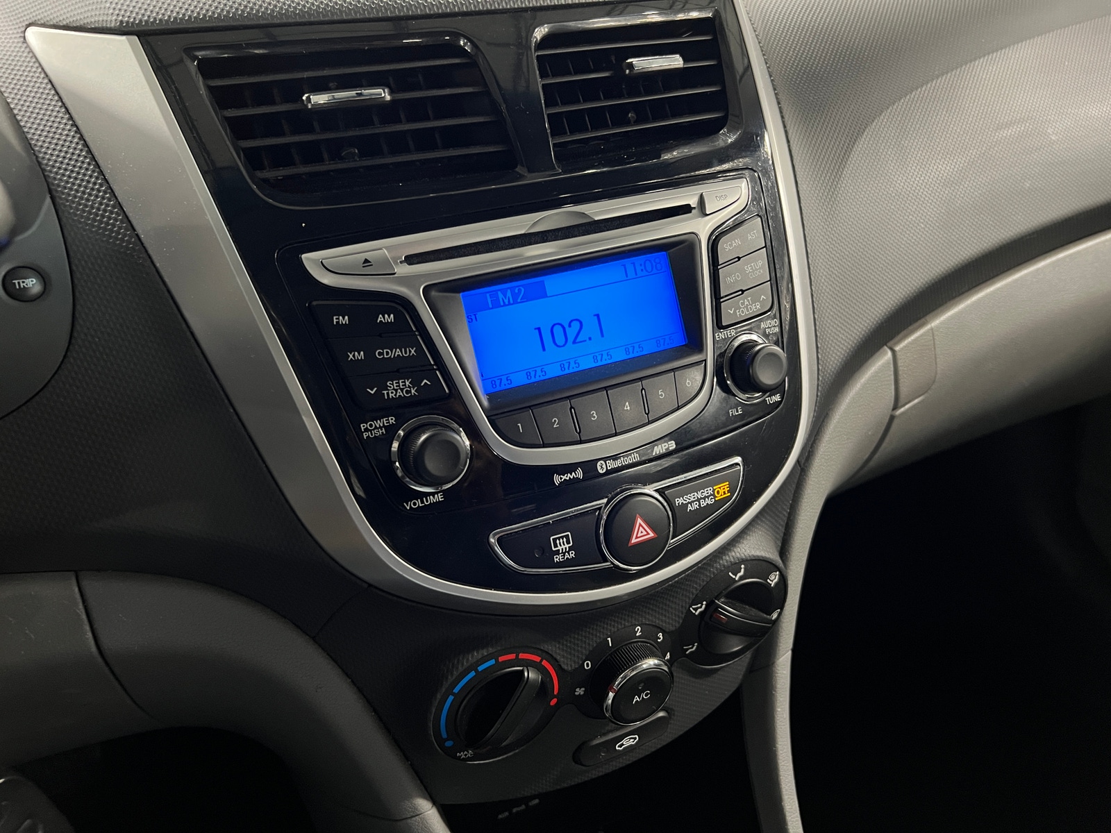 Thumbnail: 2013 Hyundai Accent - 4