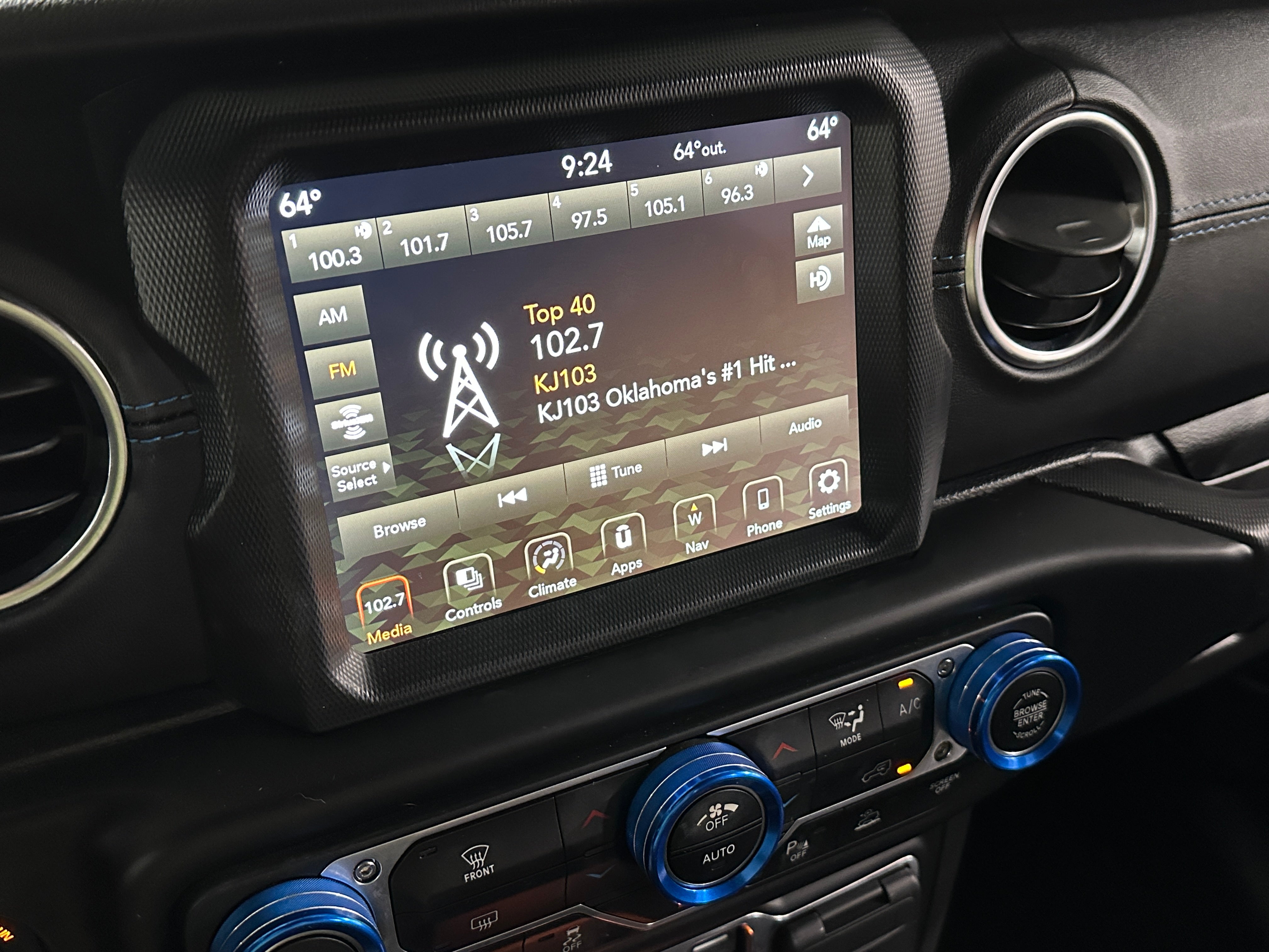 2021 Jeep Wrangler Unlimited Rubicon 4xe 3