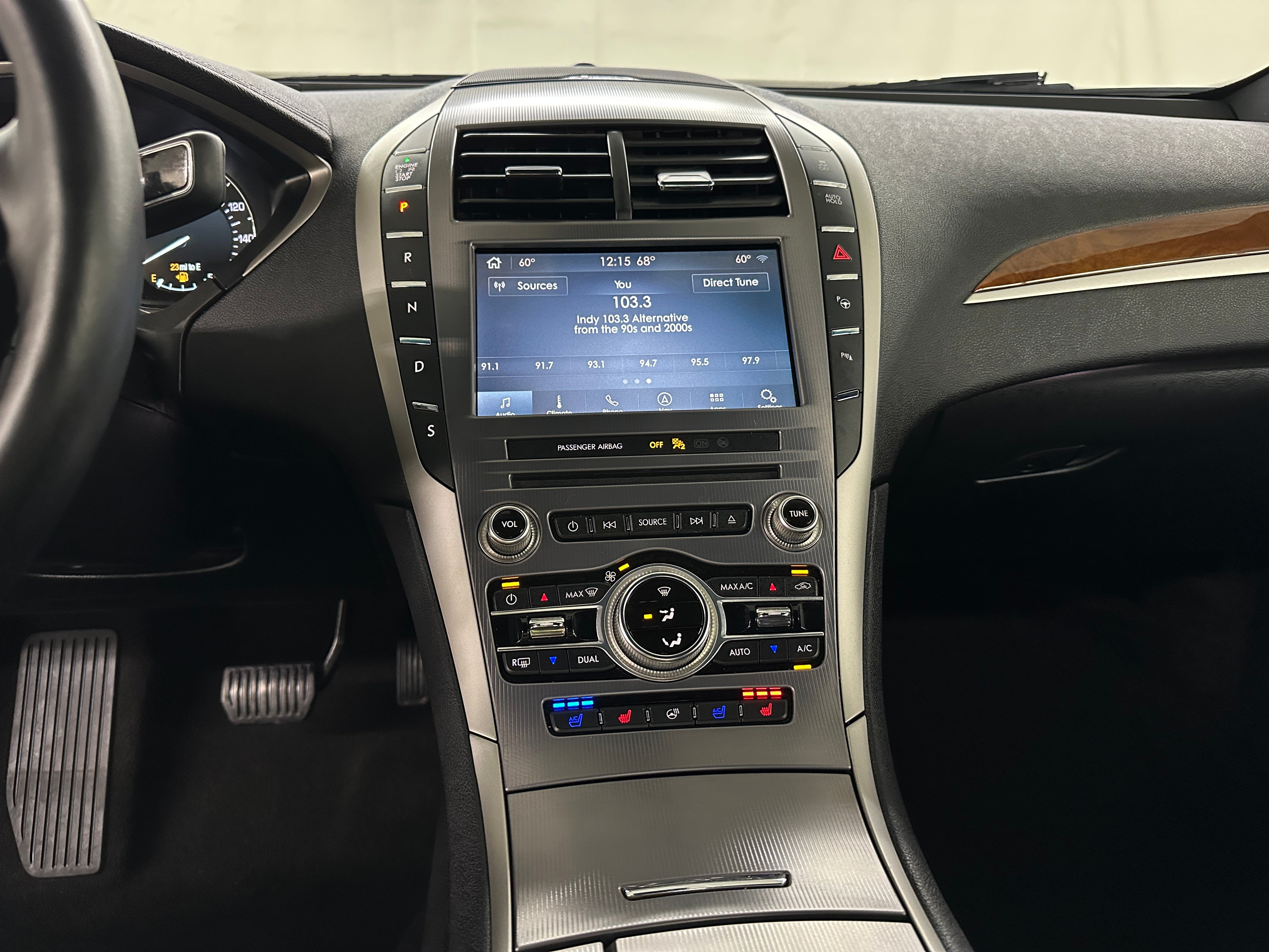 2020 Lincoln MKZ Reserve 3