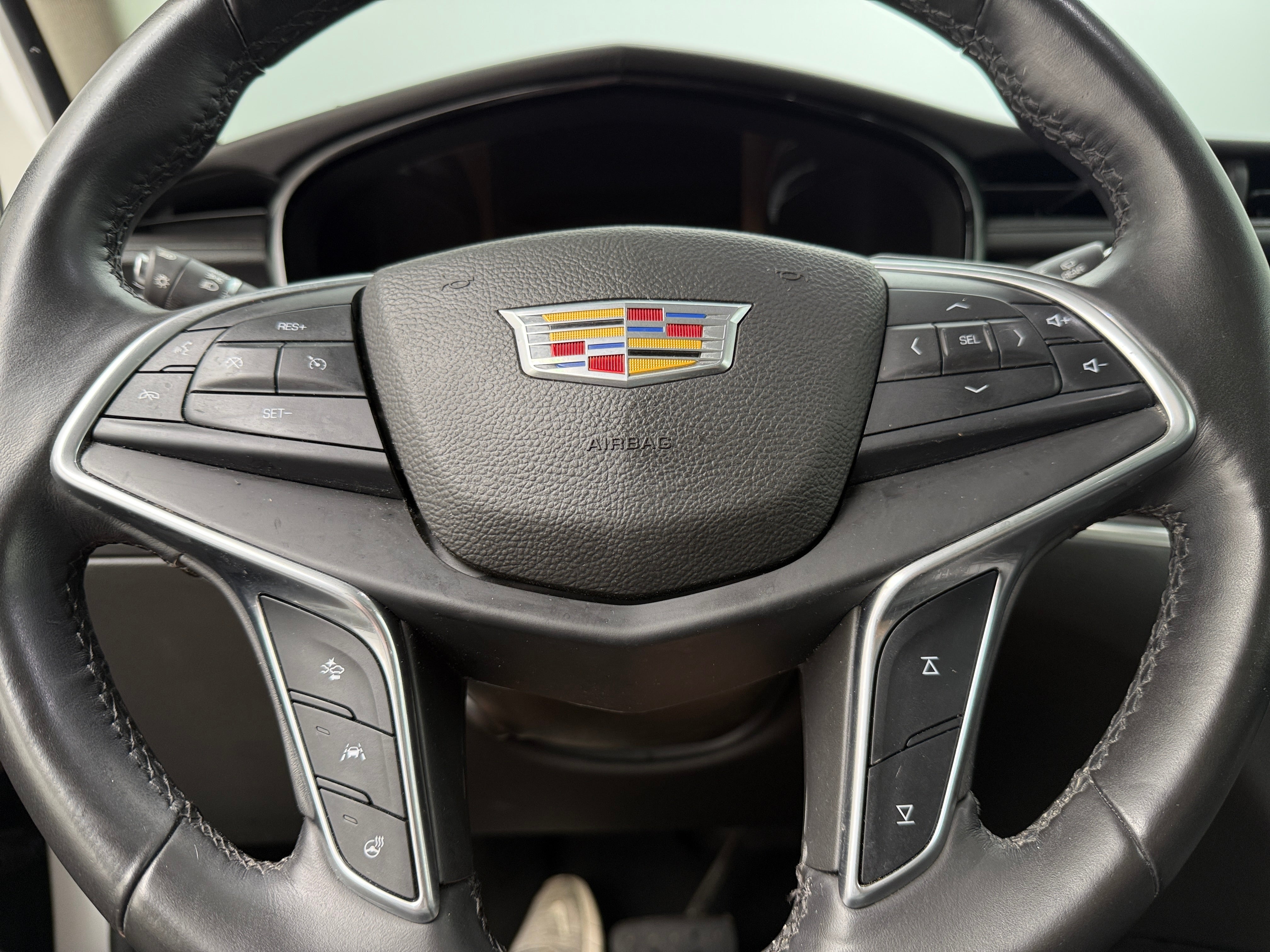 2017 Cadillac XT5 Luxury 4