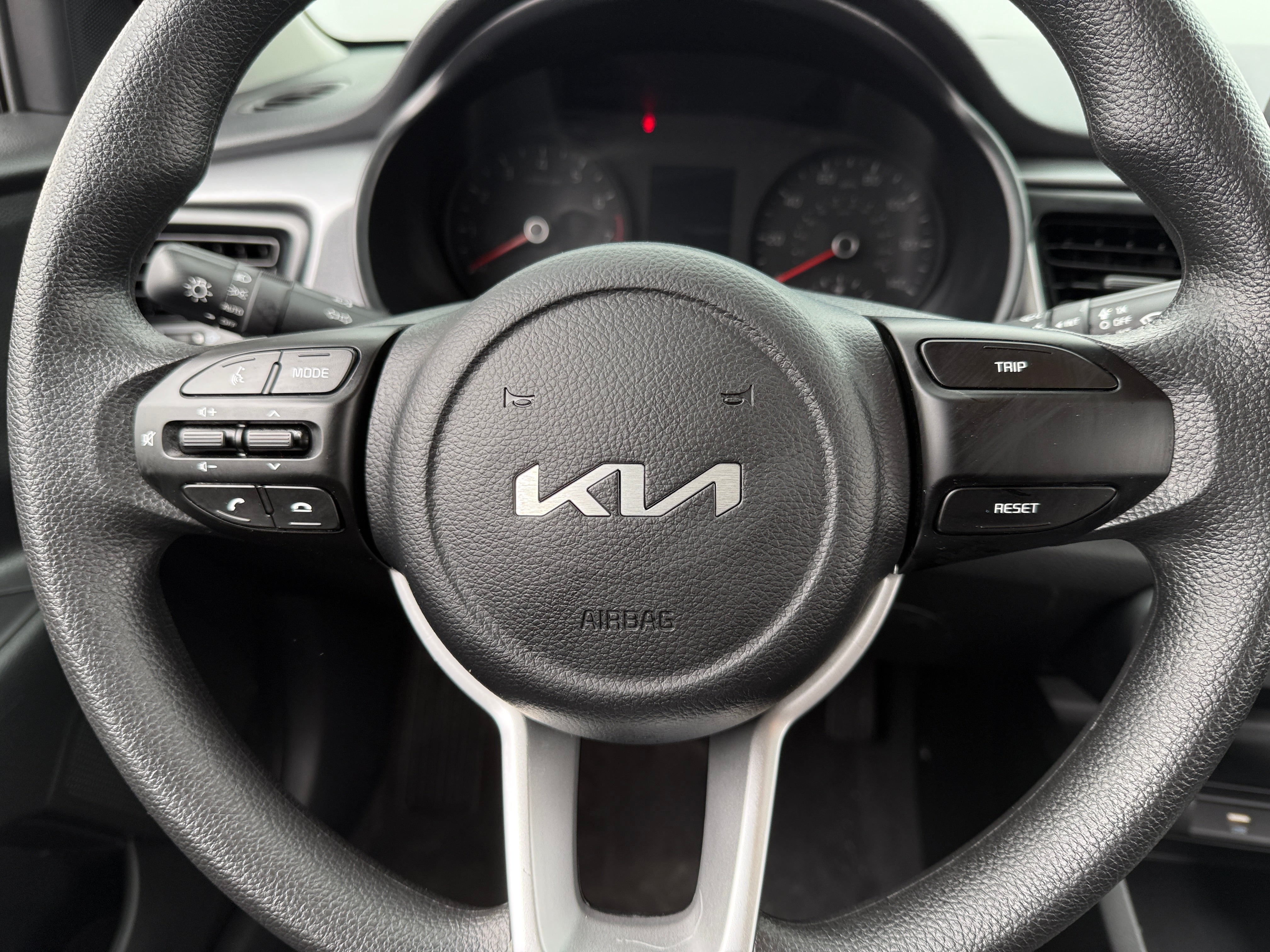 2023 Kia Rio LX 5