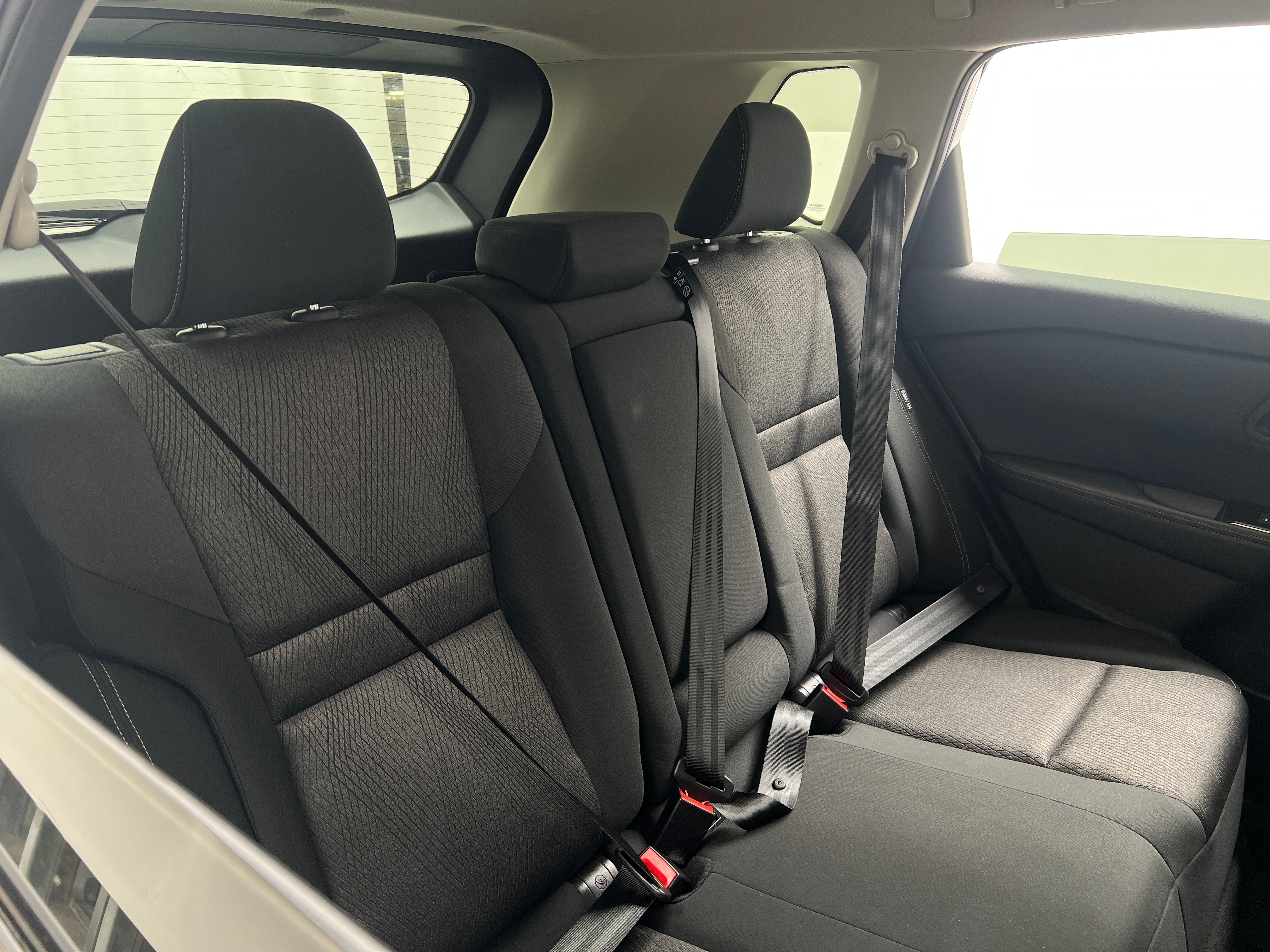 2024 Nissan Rogue SV 6