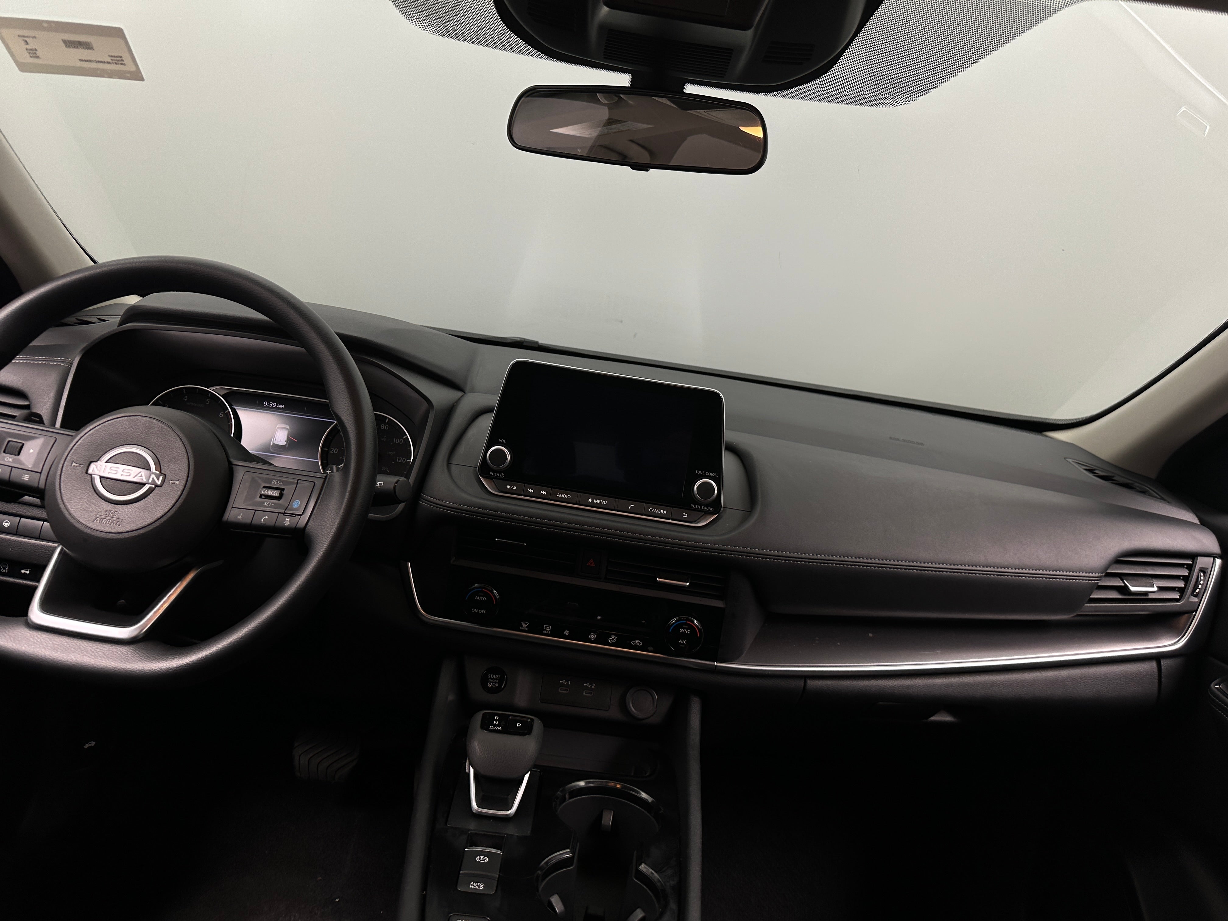 2024 Nissan Rogue SV 3