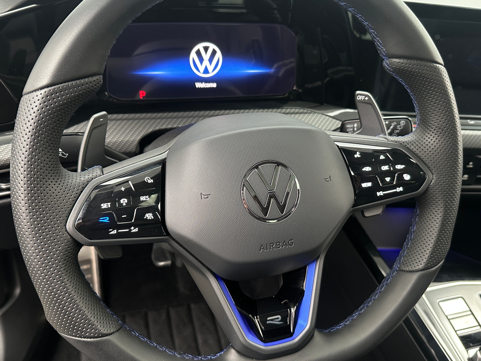 Thumbnail: 2024 Volkswagen Golf - 4