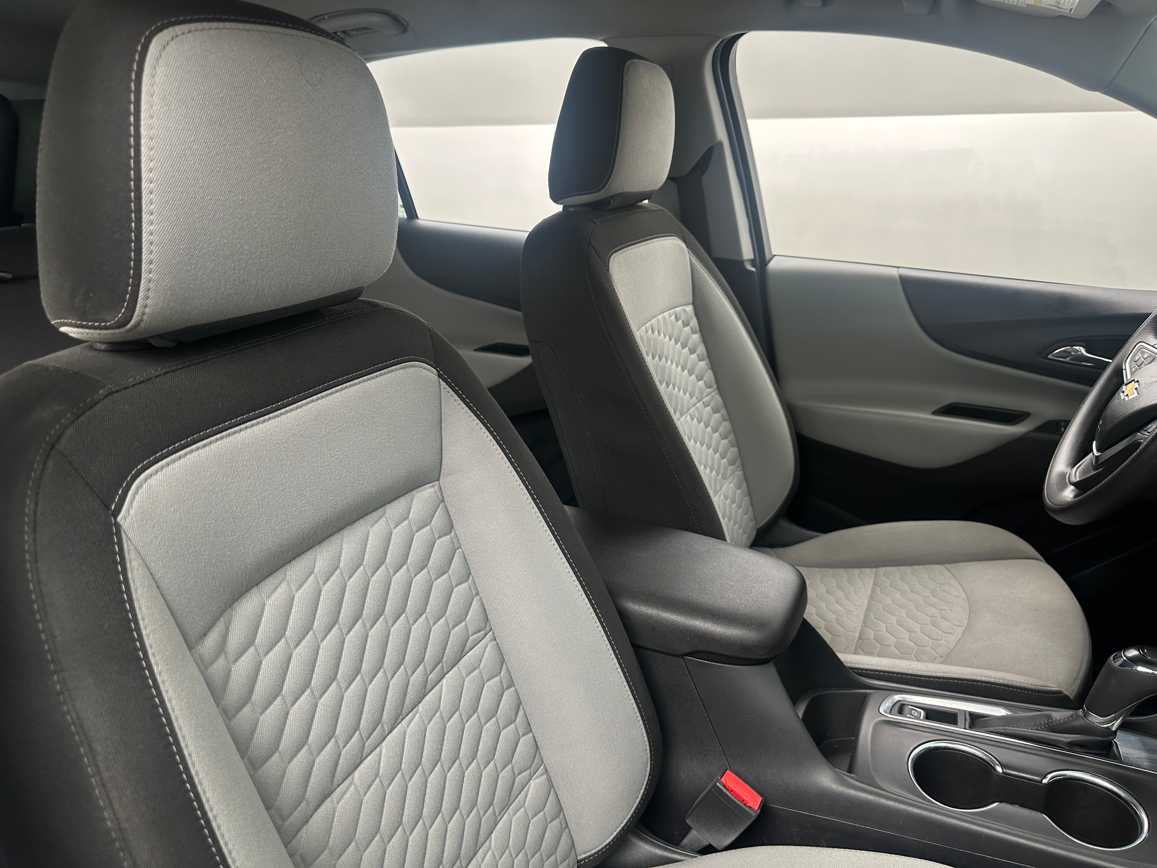 2019 Chevrolet Equinox LS 2