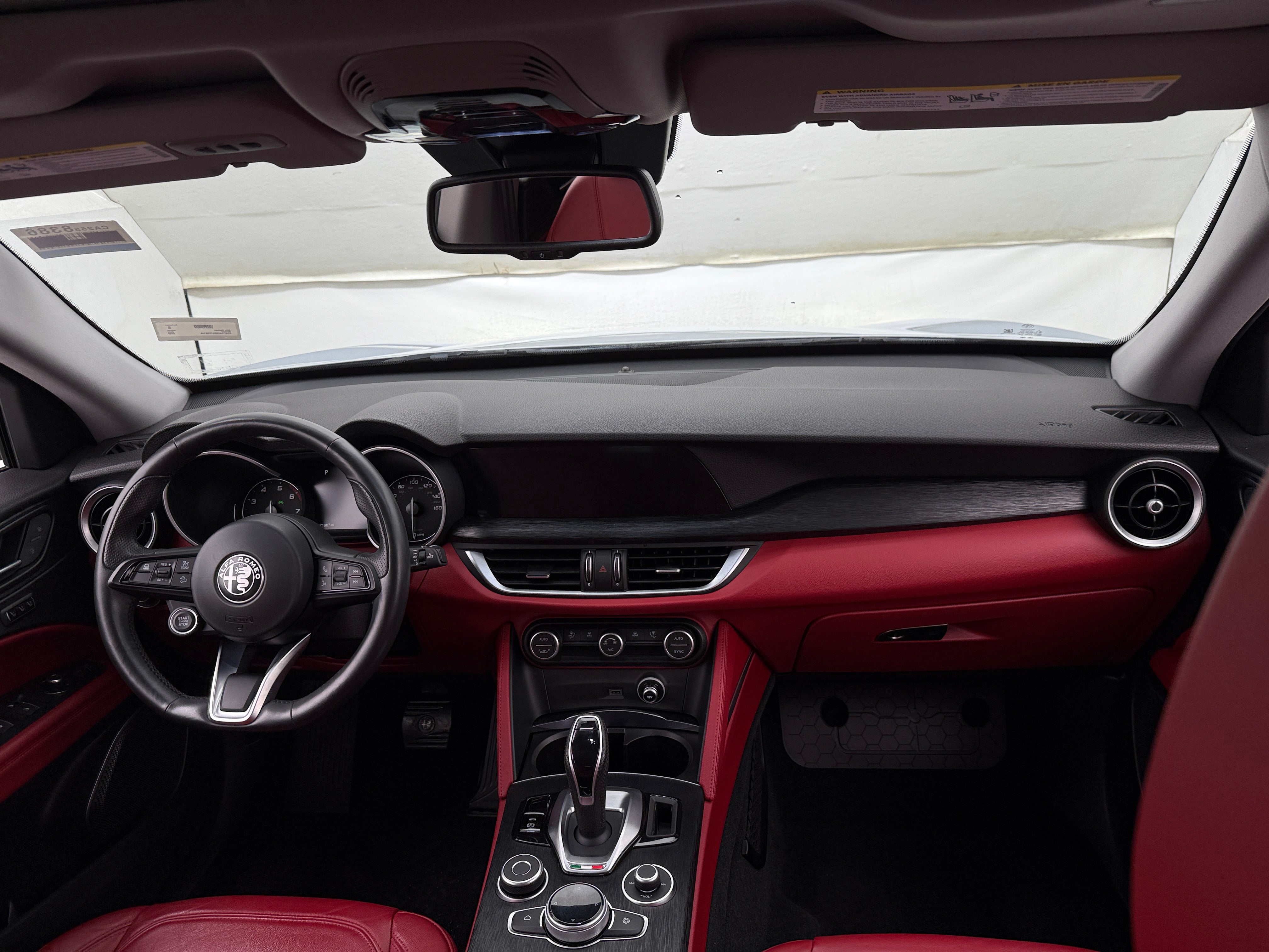 2020 Alfa Romeo Stelvio Base 2