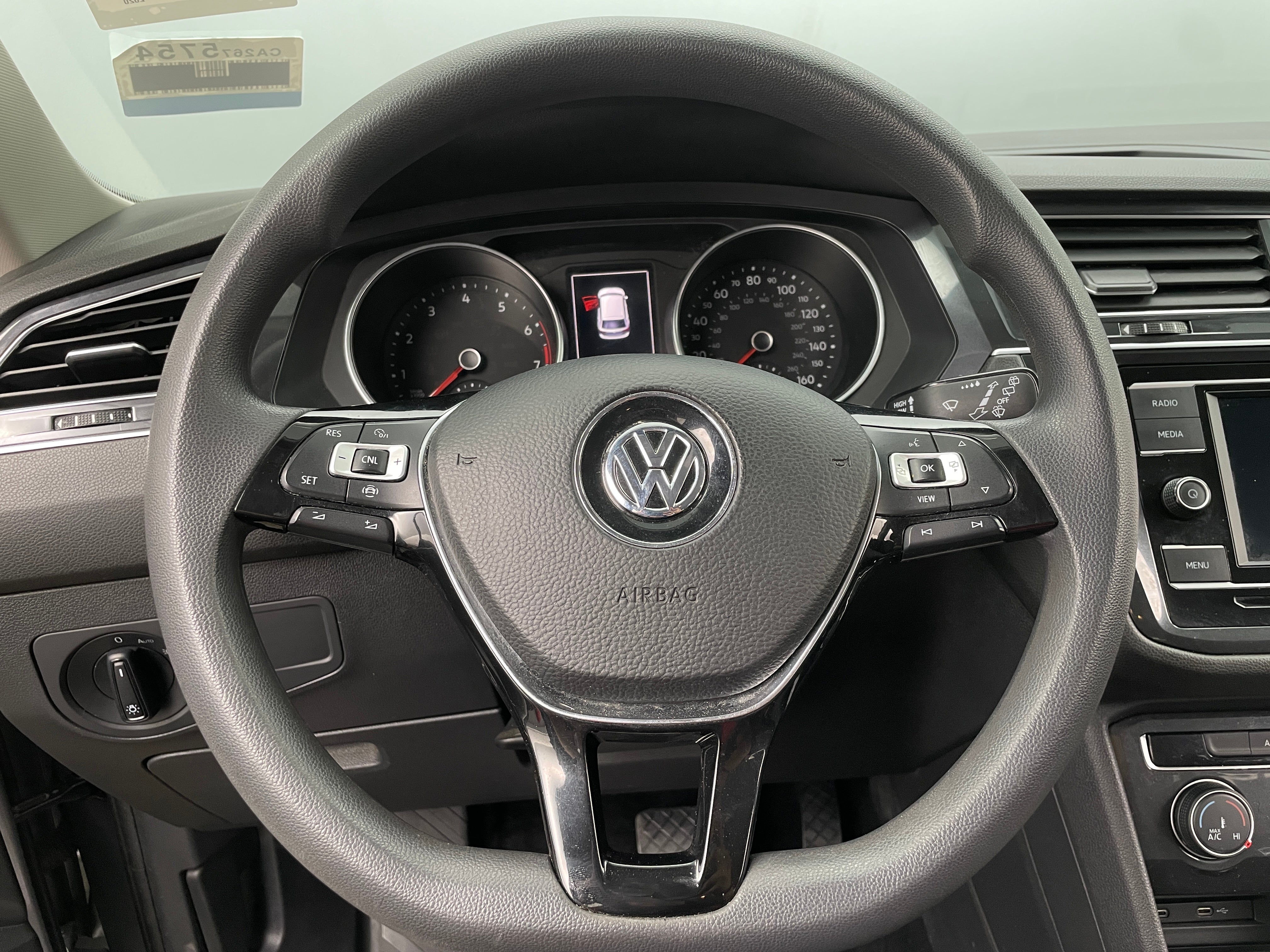 2020 Volkswagen Tiguan S 5