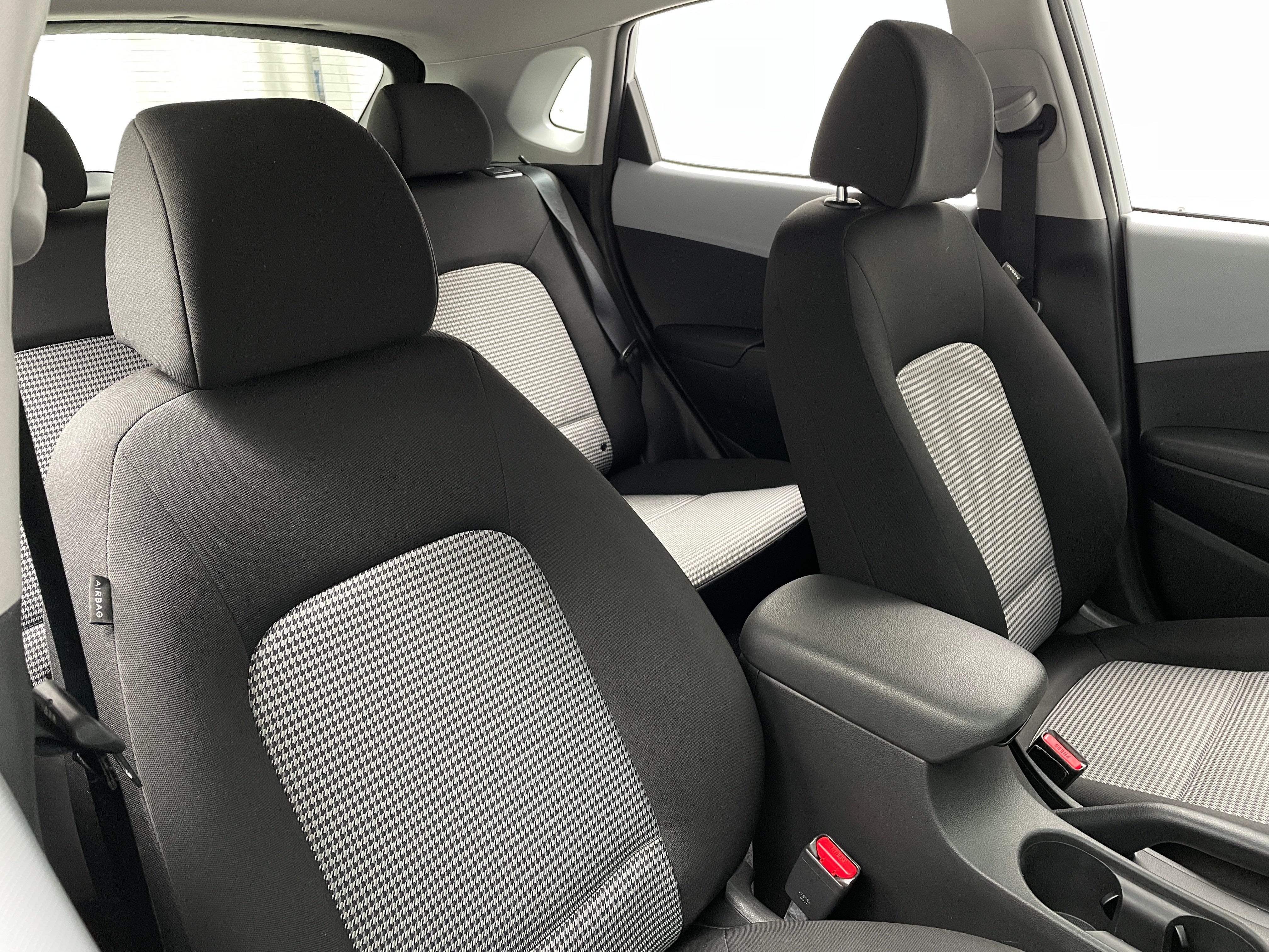 2019 Hyundai Kona SE 2