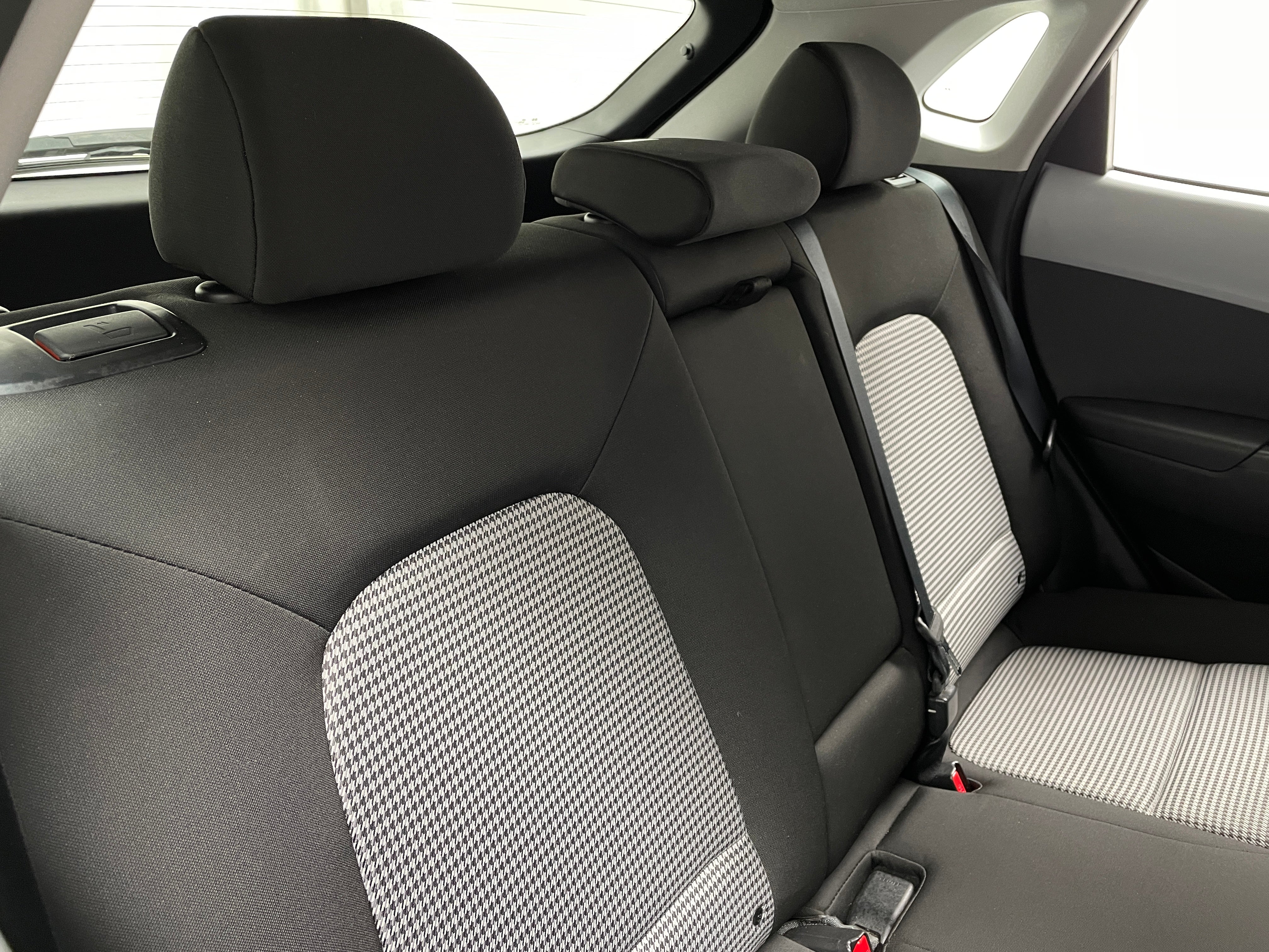 2019 Hyundai Kona SE 6