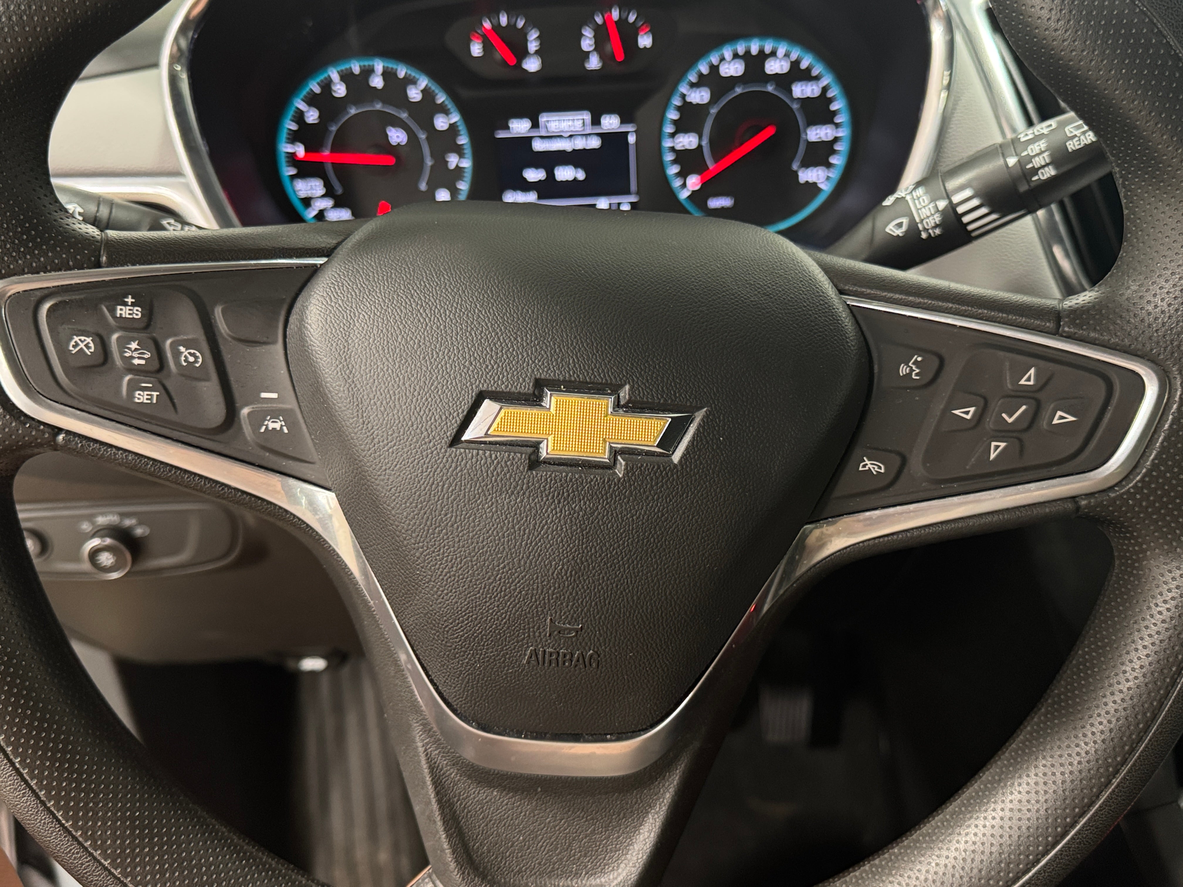 2023 Chevrolet Equinox LS 5