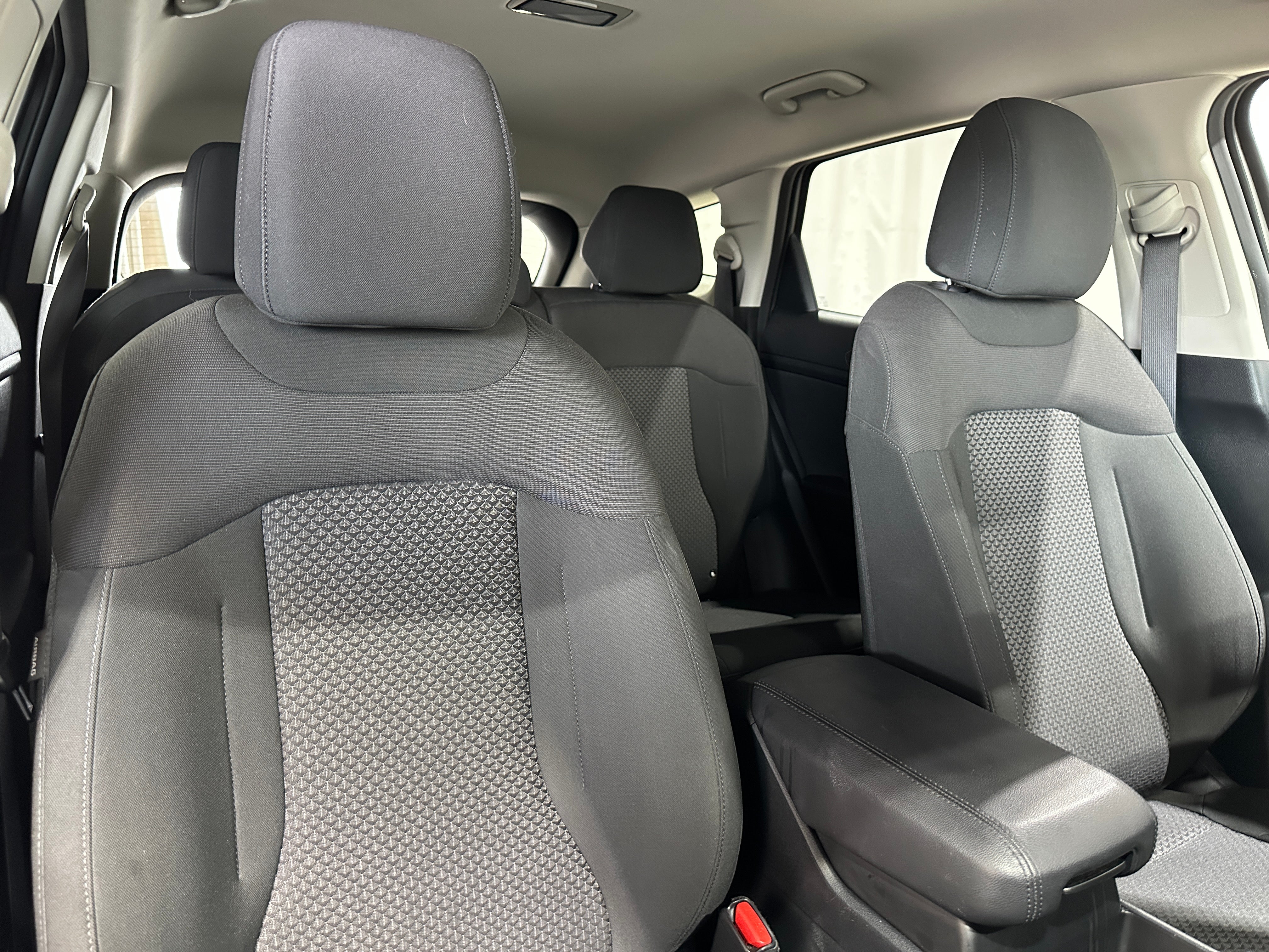 2024 Kia Sportage LX 2