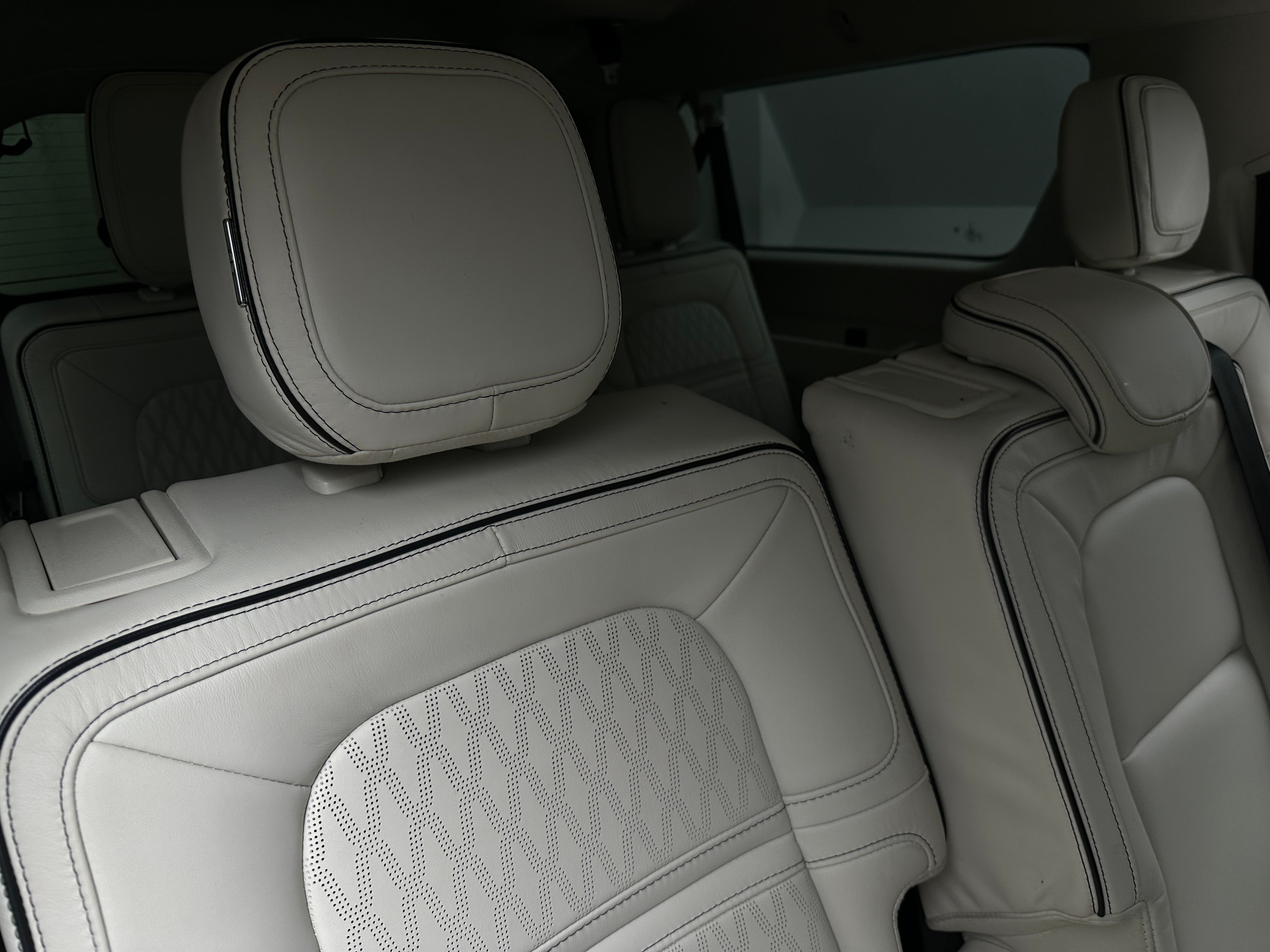 2022 Lincoln Navigator L Black Label 5