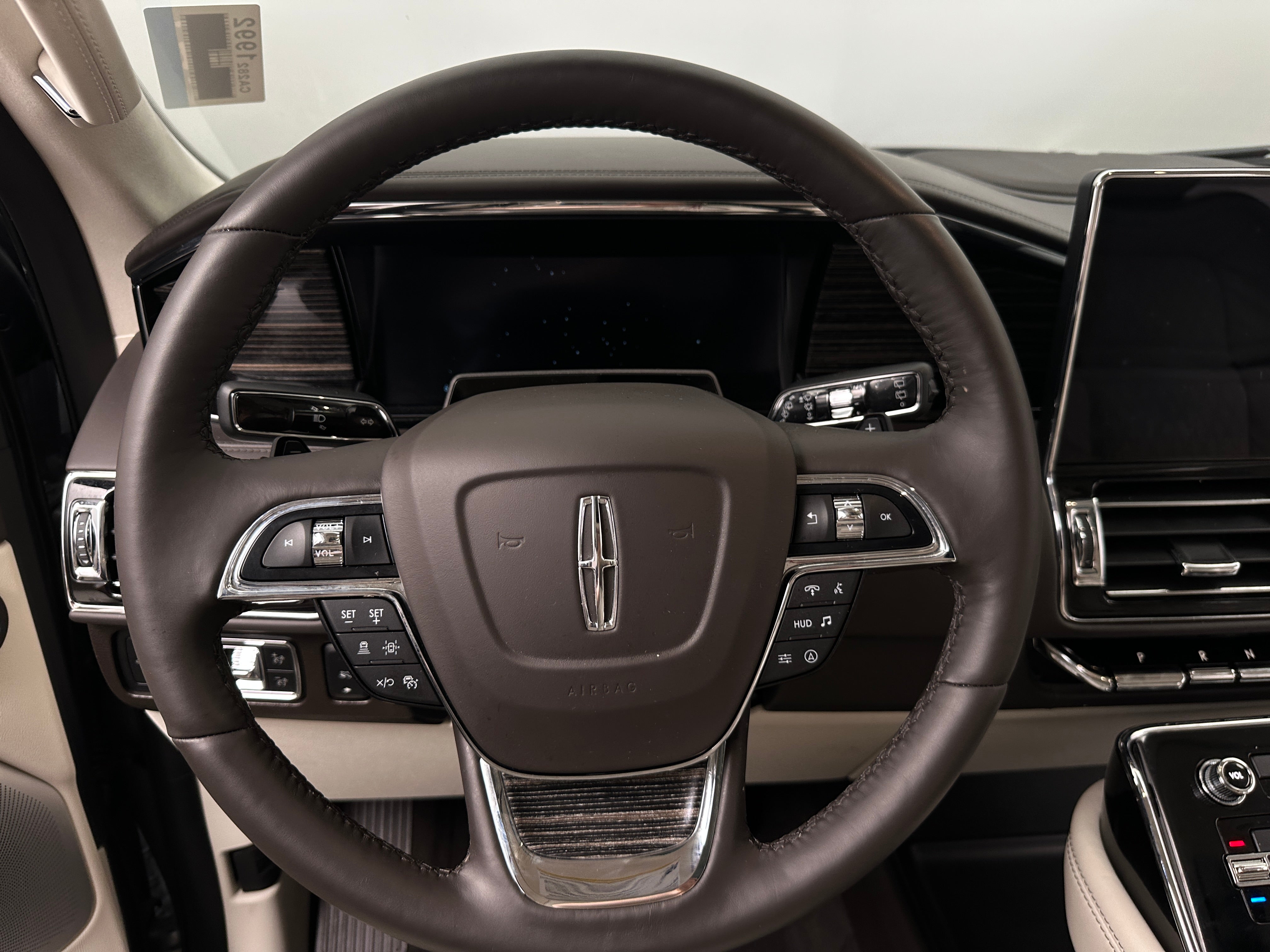 2022 Lincoln Navigator L Black Label 4