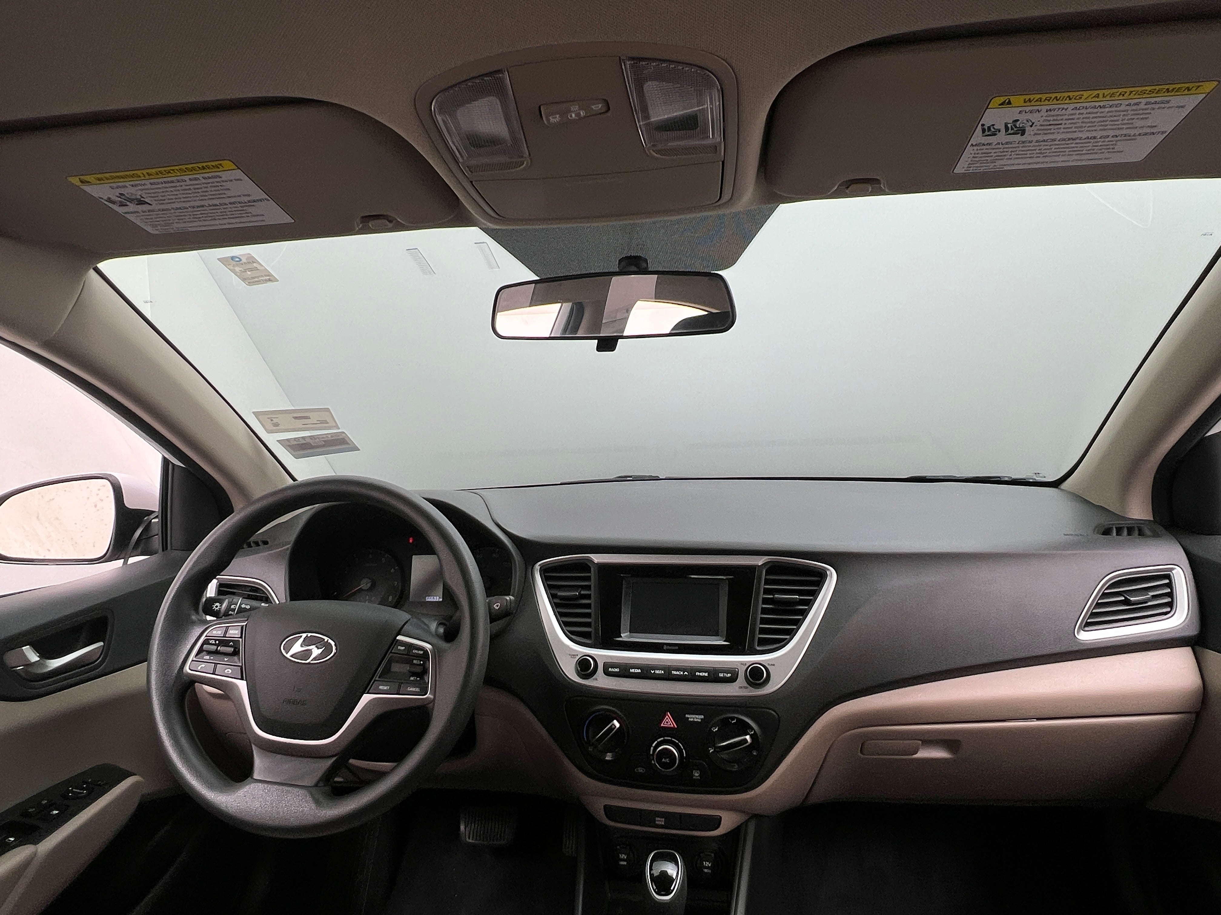 2022 Hyundai Accent SE 3