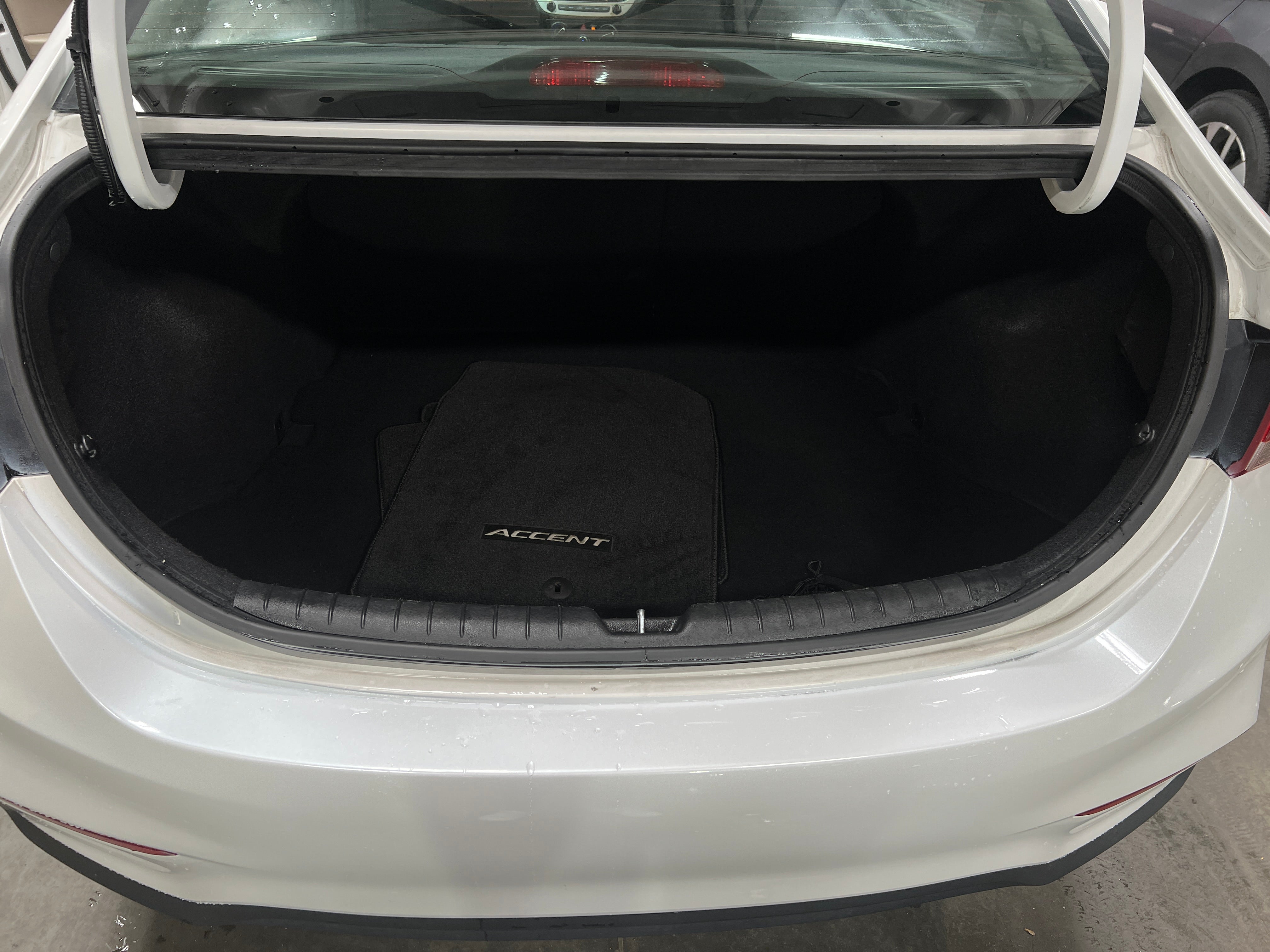 2022 Hyundai Accent SE 7