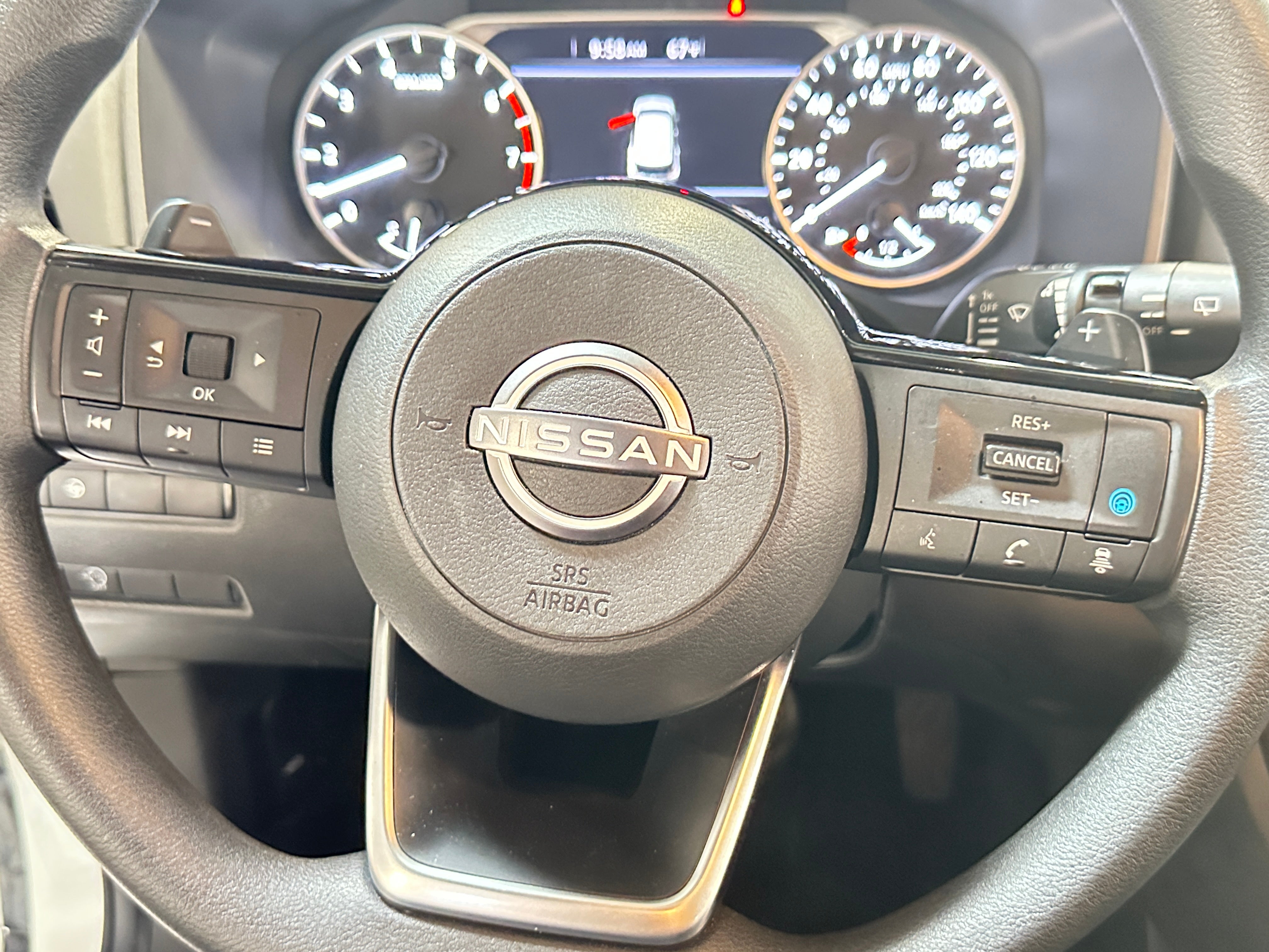 2023 Nissan Rogue SV 5
