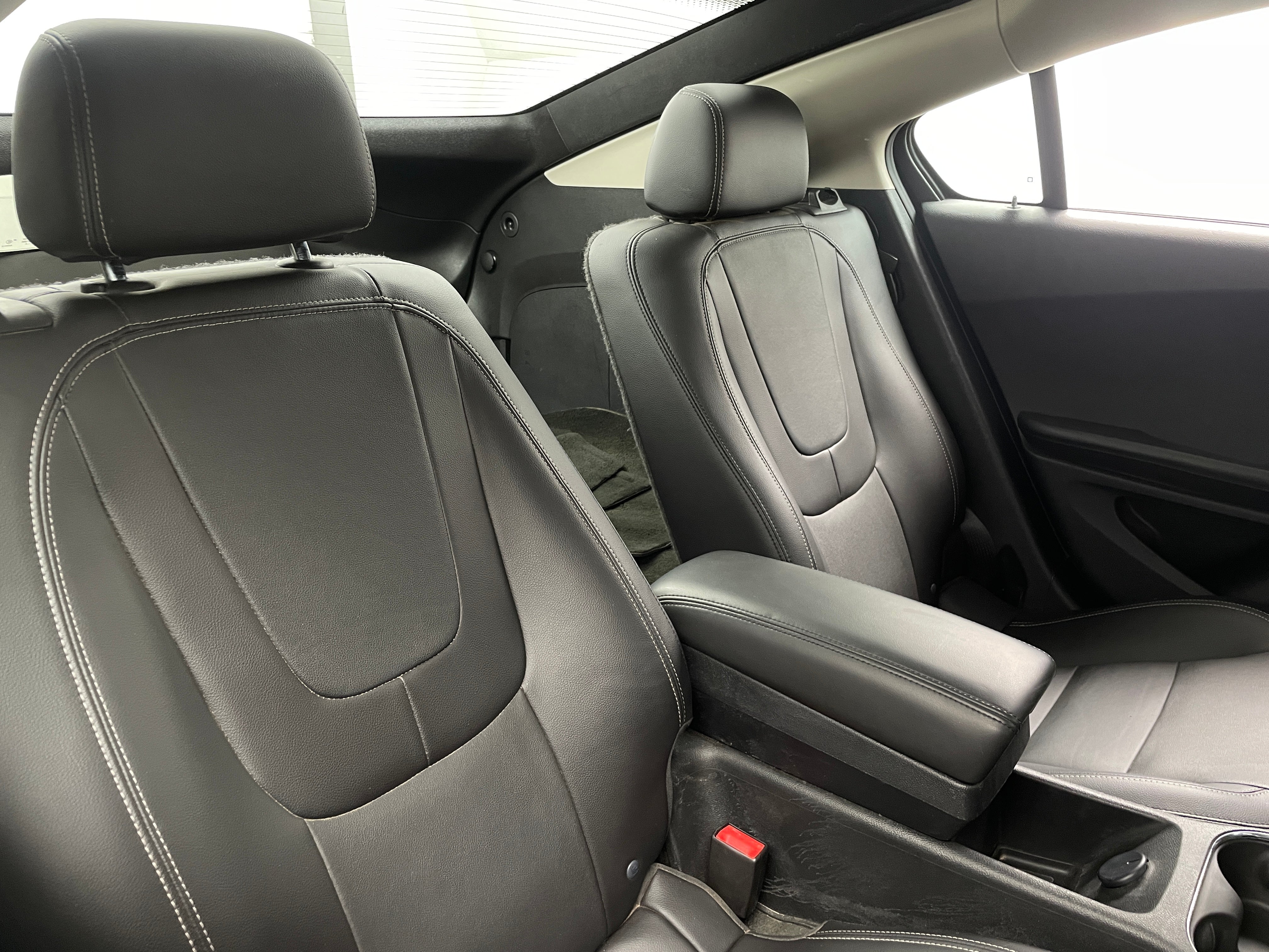 2015 Chevrolet Volt Base 5