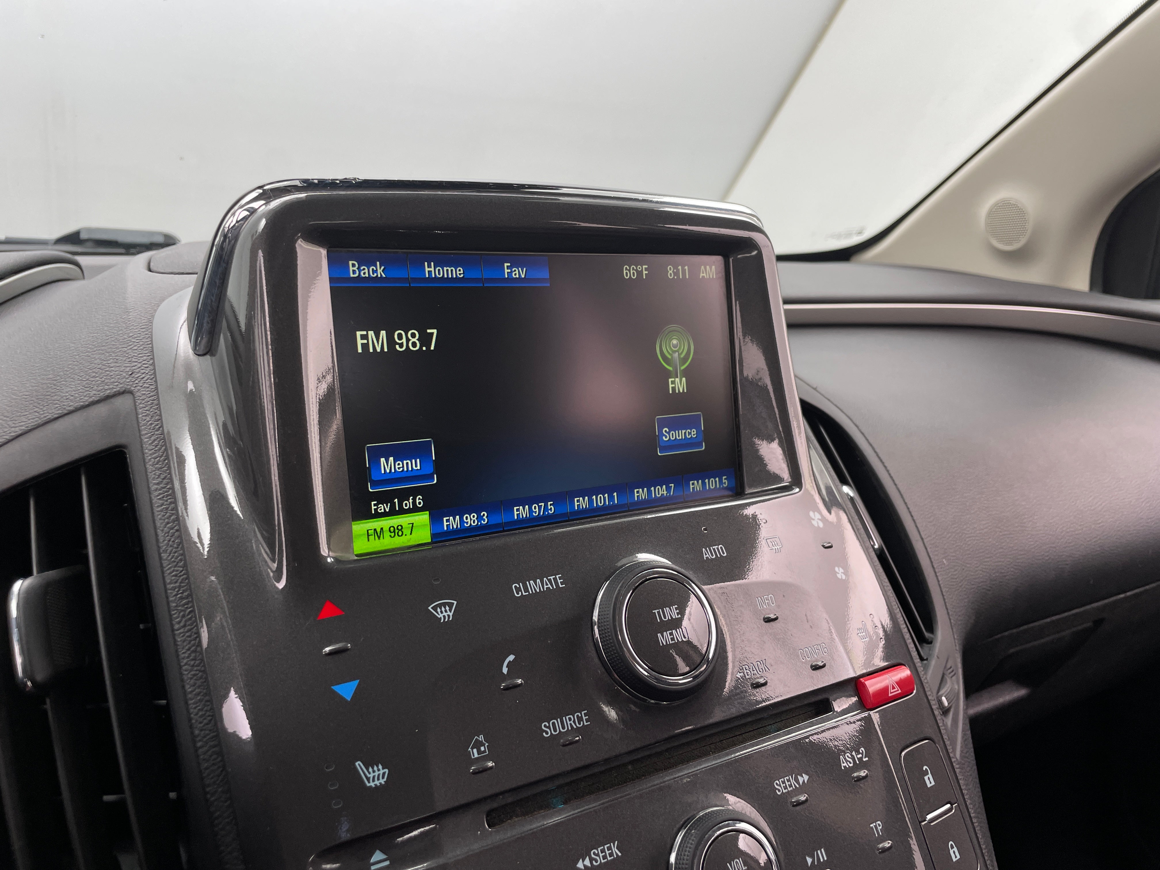 2015 Chevrolet Volt Base 3