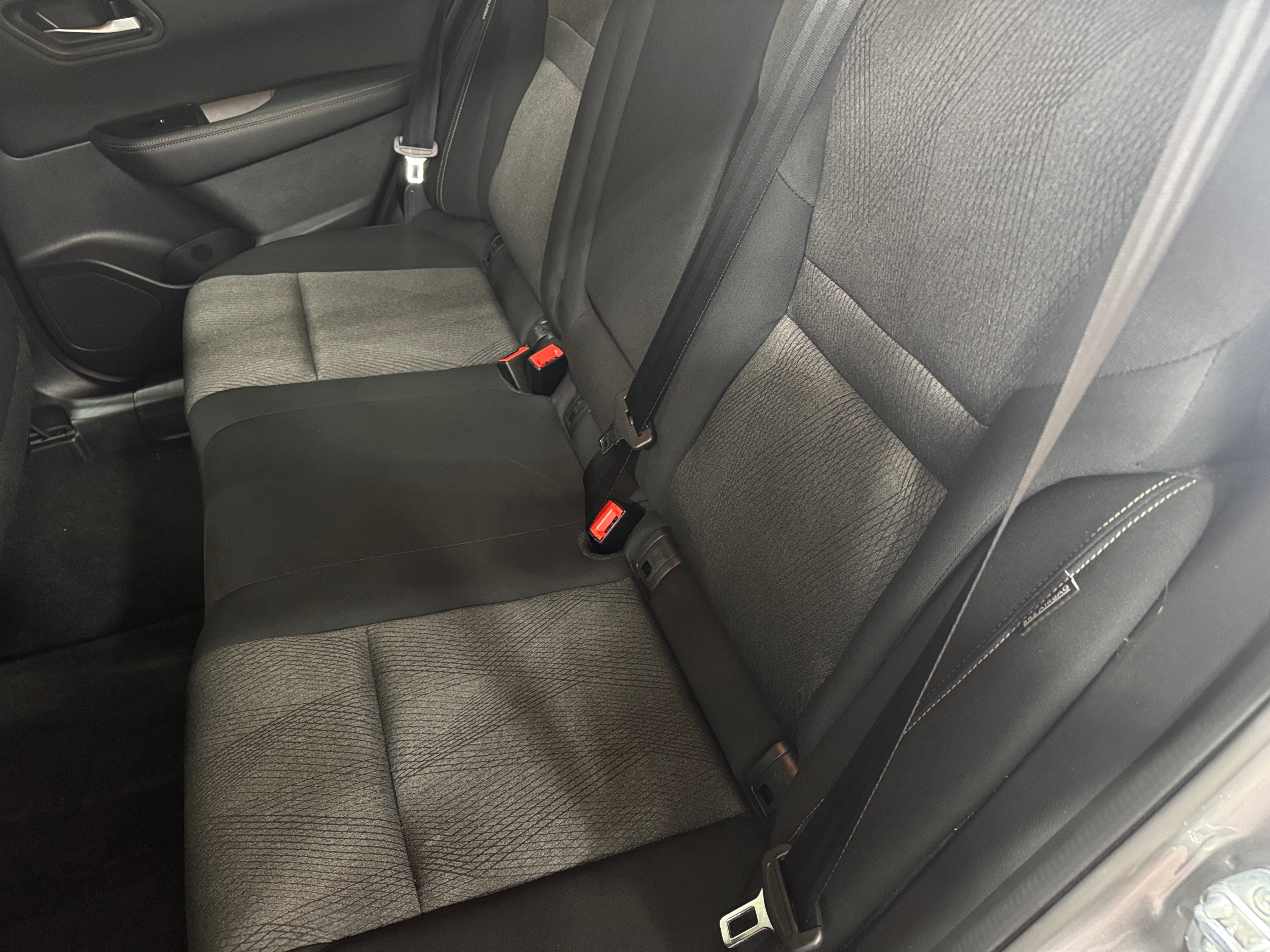 2024 Nissan Rogue SV 6