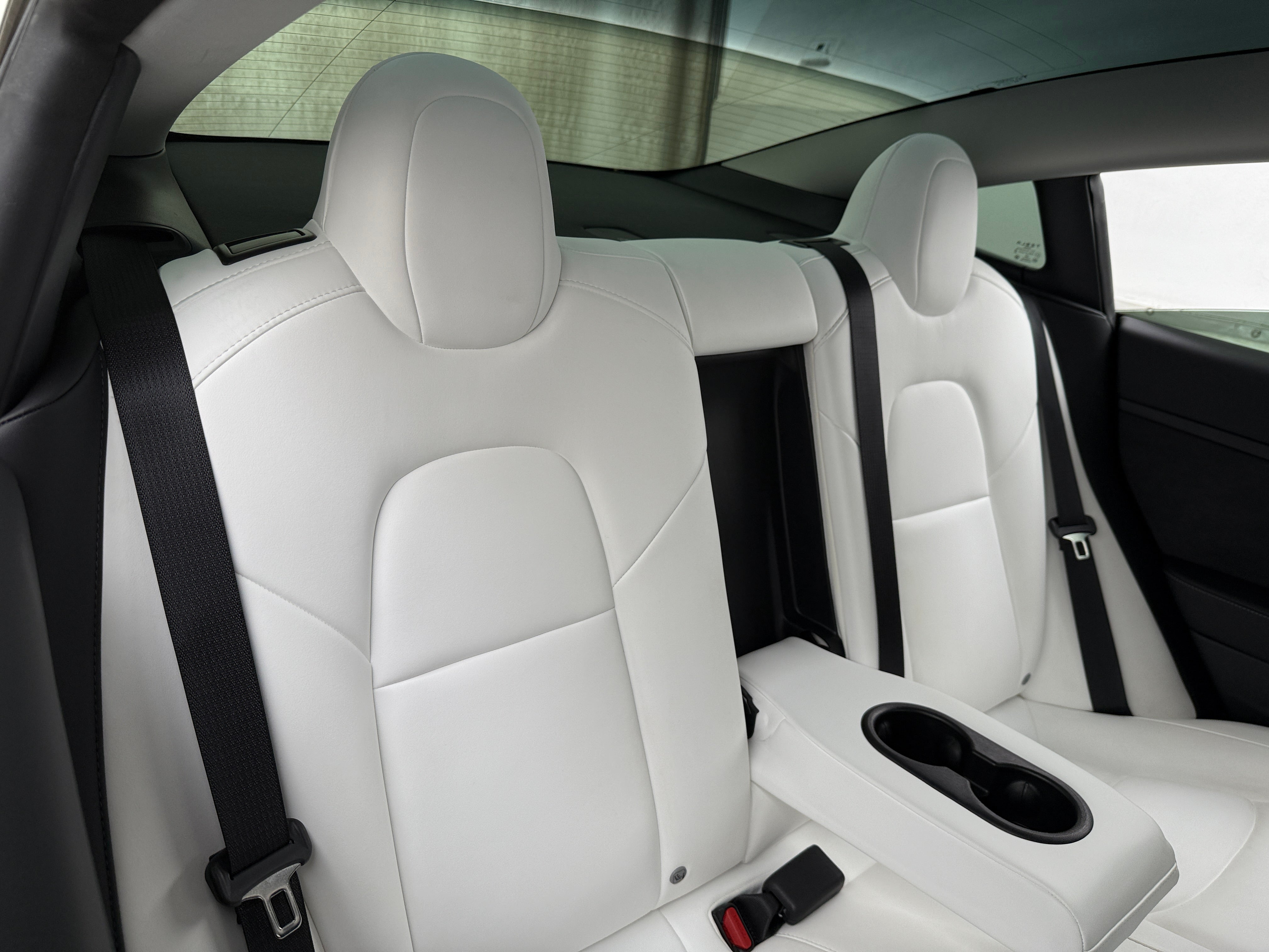 2023 Tesla Model 3 Standard Range 4