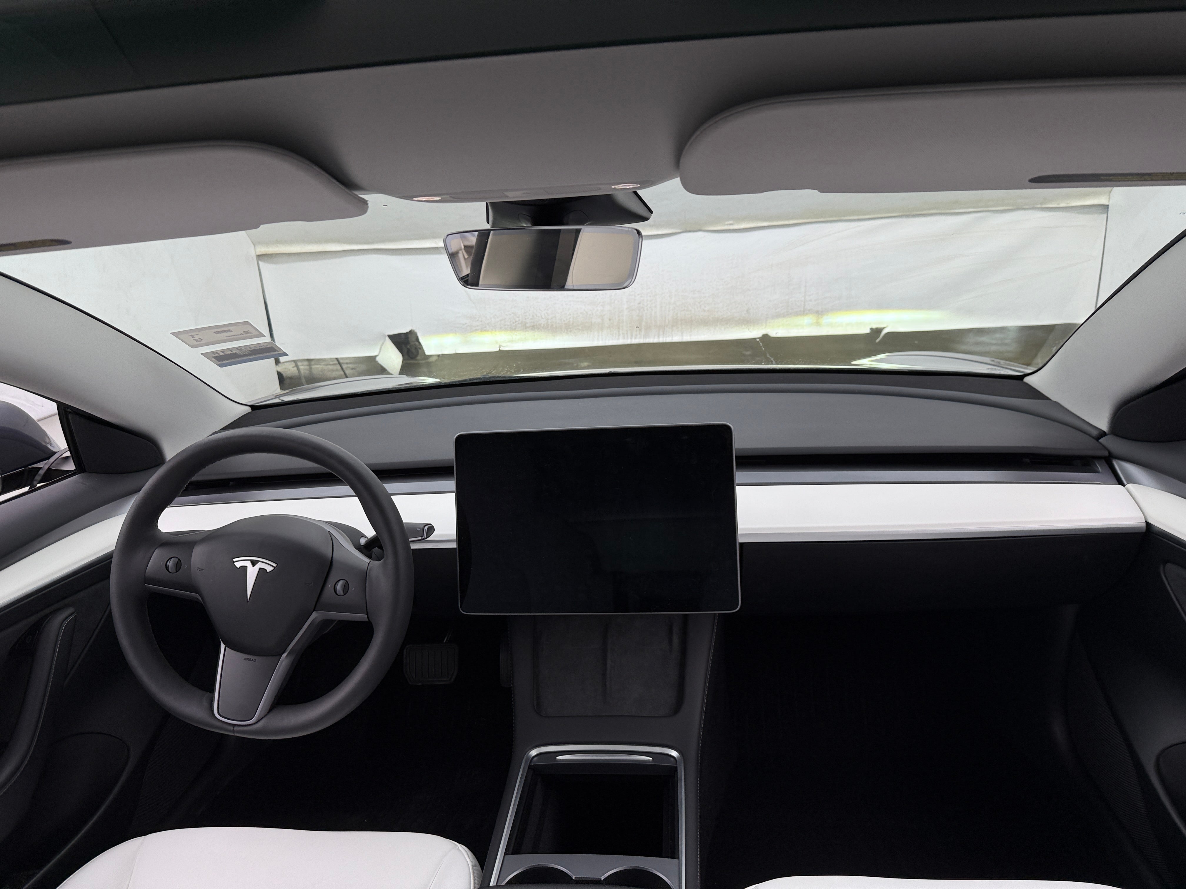2023 Tesla Model 3 Standard Range 2