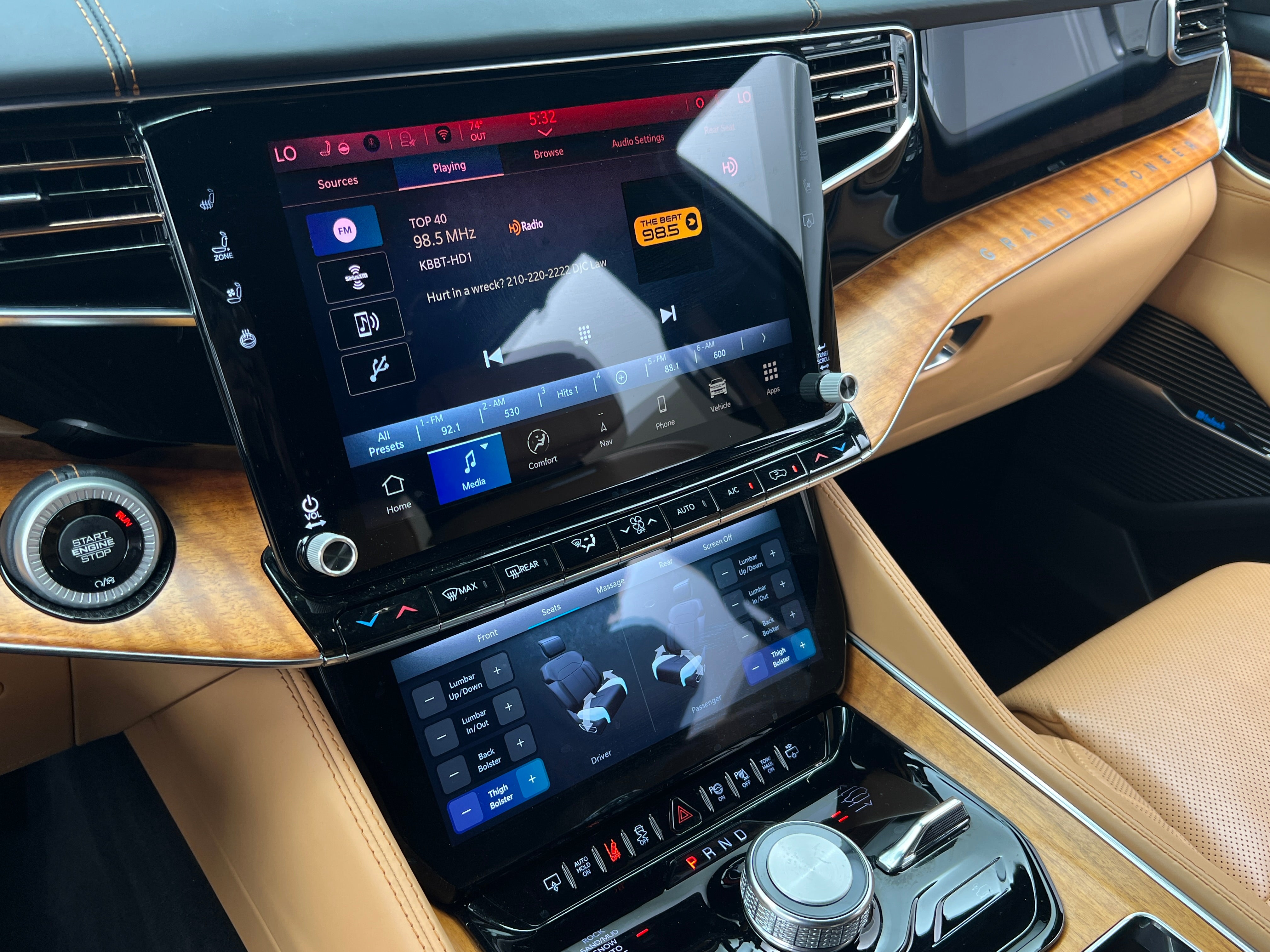 2022 Jeep Grand Wagoneer Series III 3