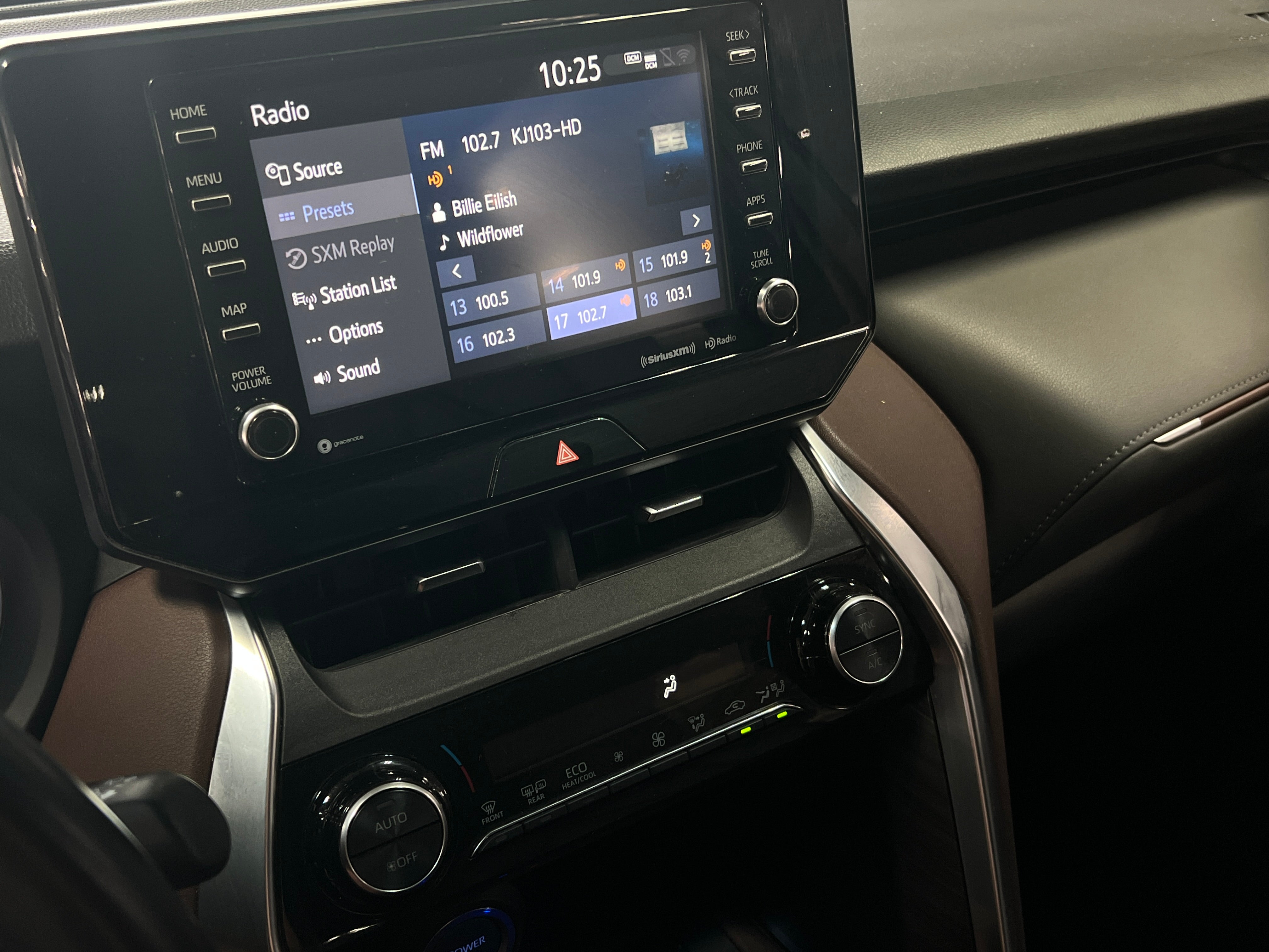 2021 Toyota Venza XLE 4