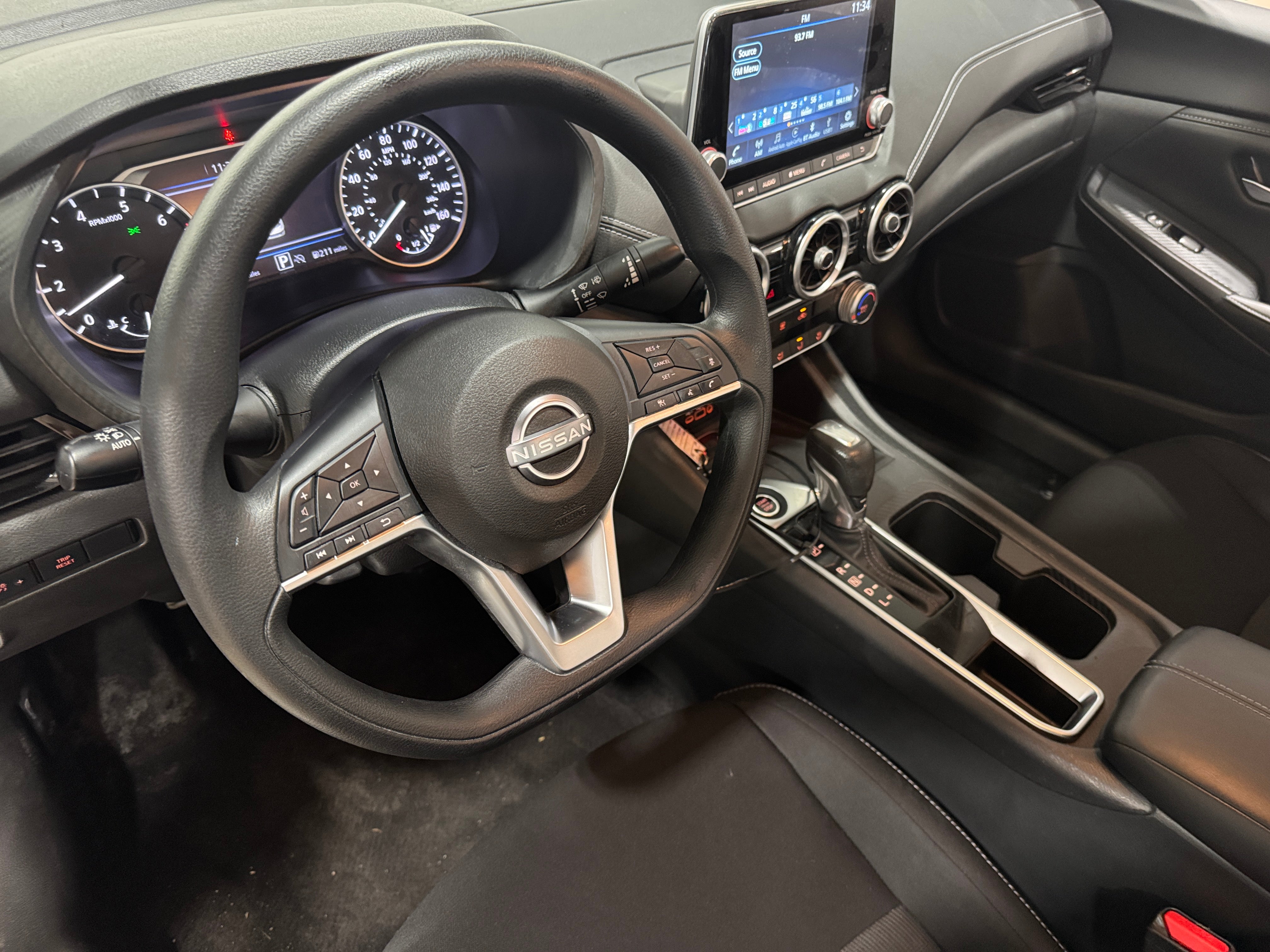2024 Nissan Sentra SV 3