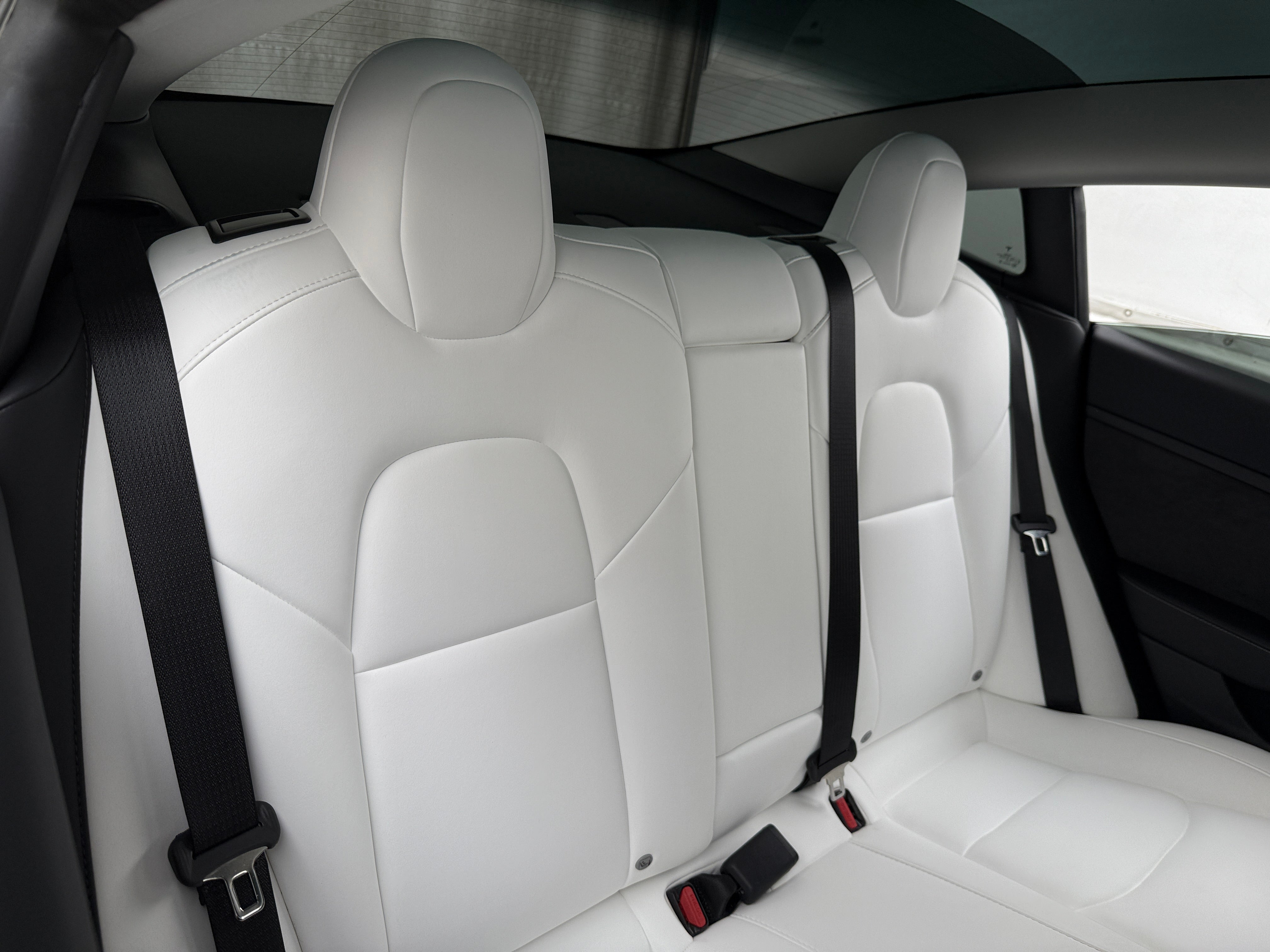 2022 Tesla Model 3 Standard Range 4