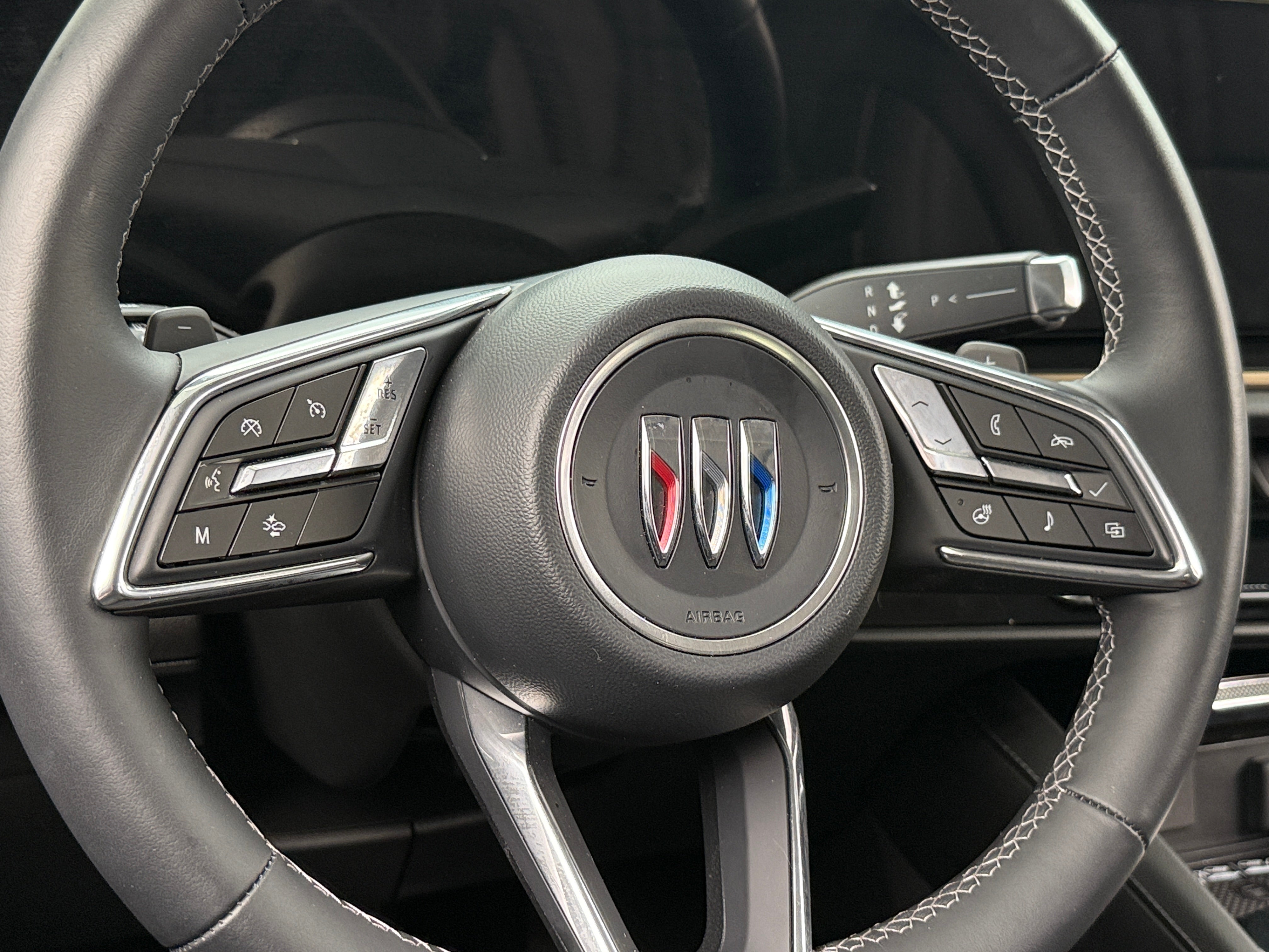 2024 Buick Envision Avenir 4