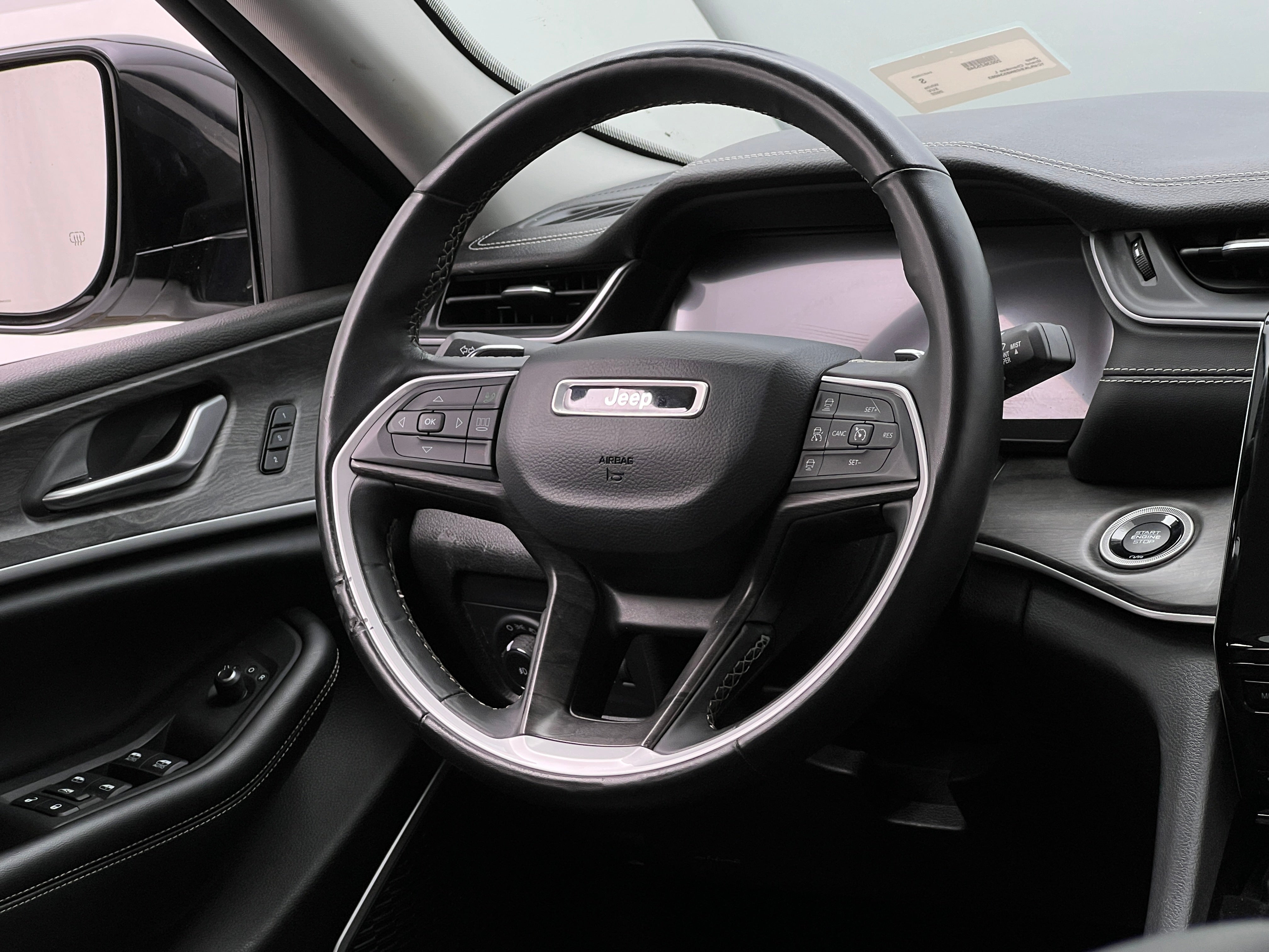 2022 Jeep Grand Cherokee L Limited Edition 4