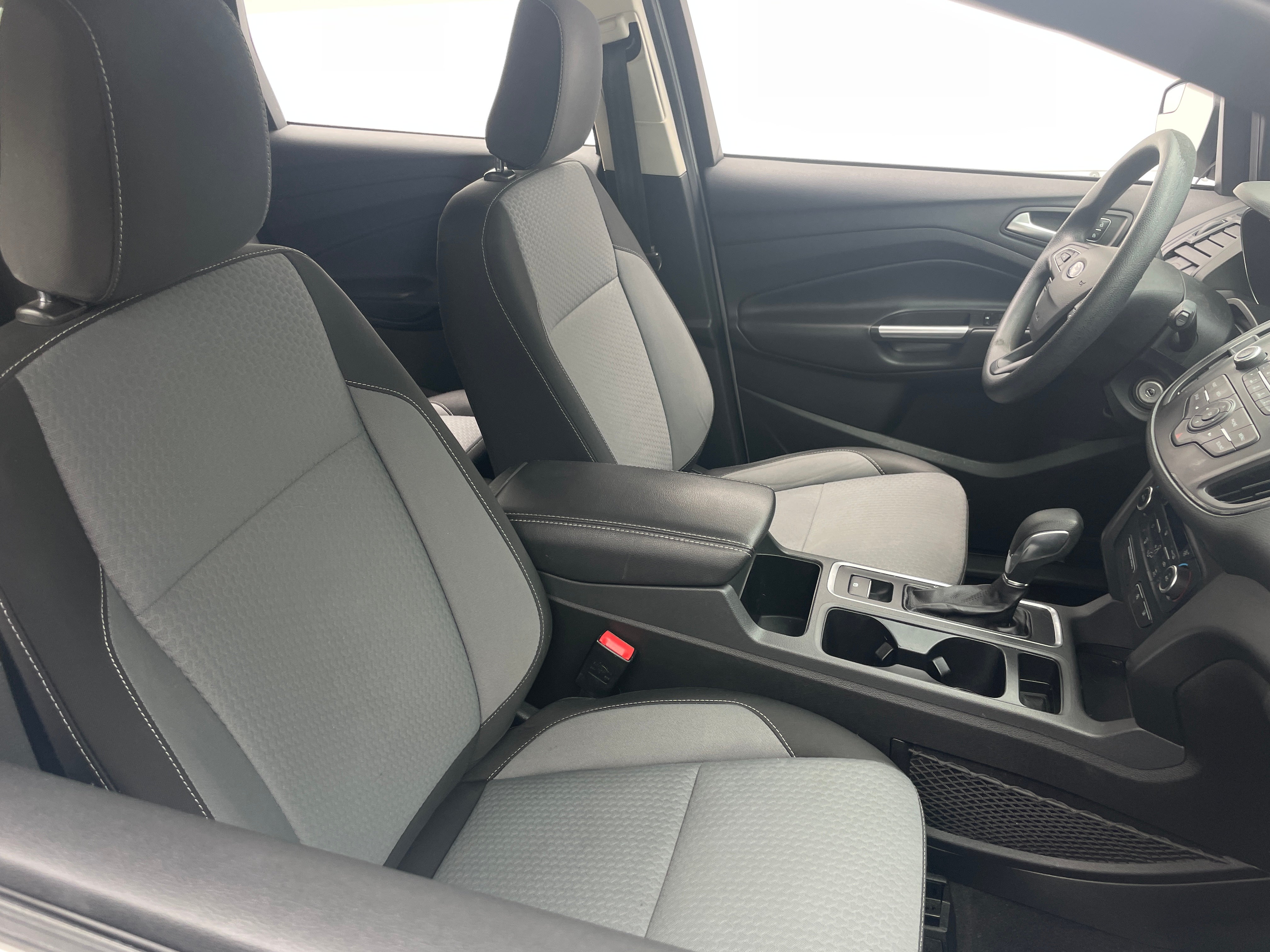 2018 Ford Escape SE 2
