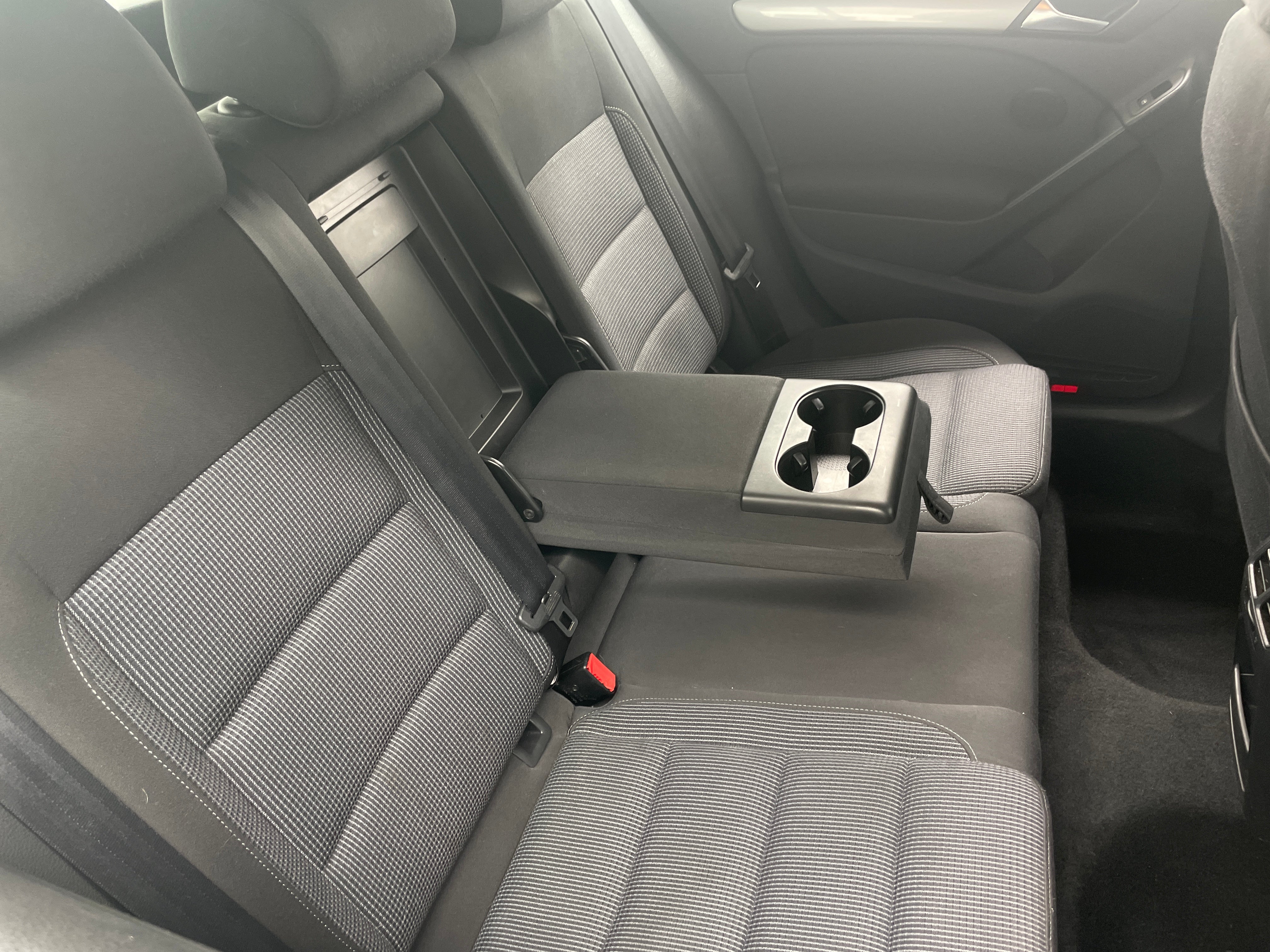 2013 Volkswagen Golf  5