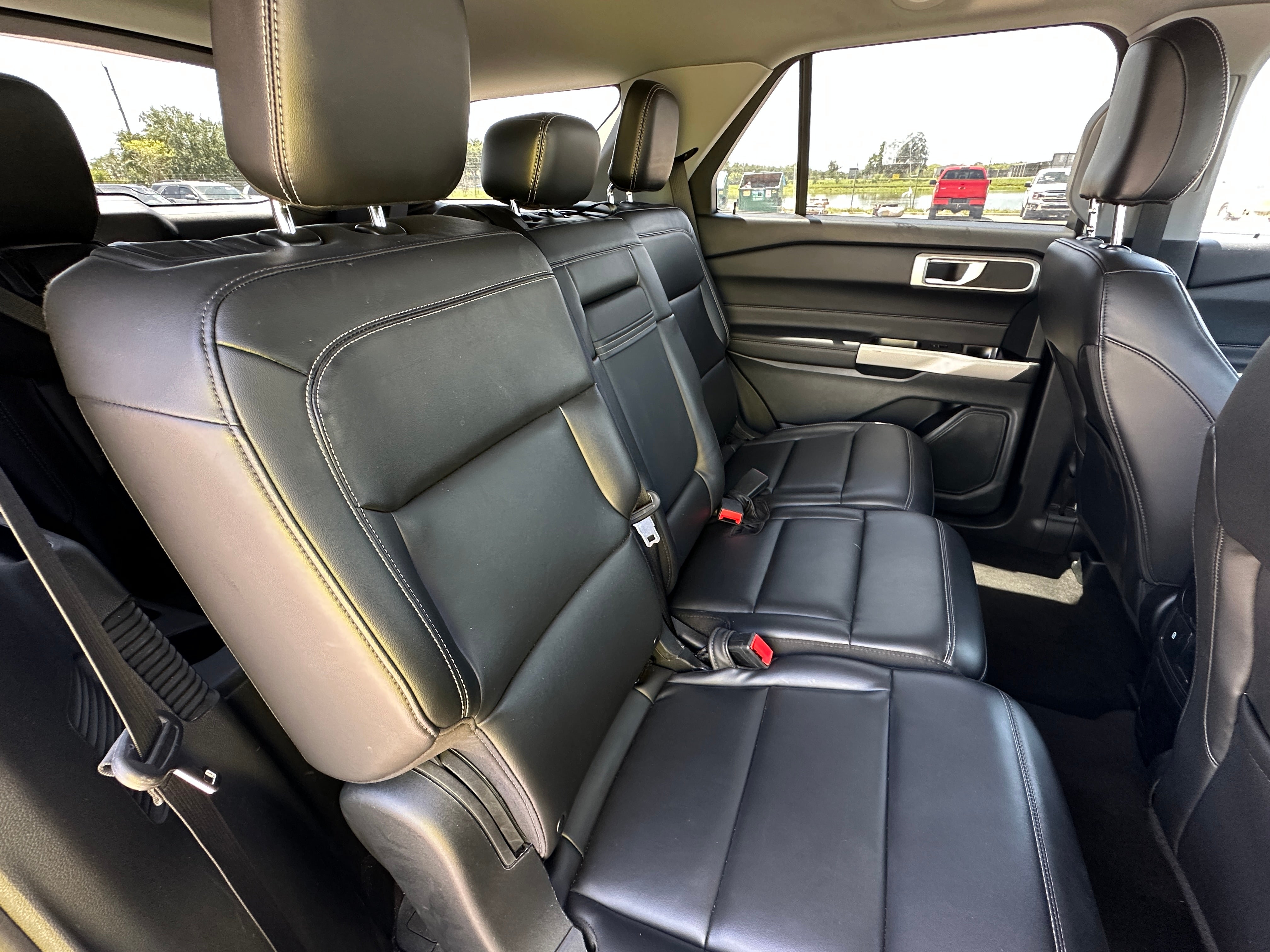 2024 Ford Explorer XLT 6