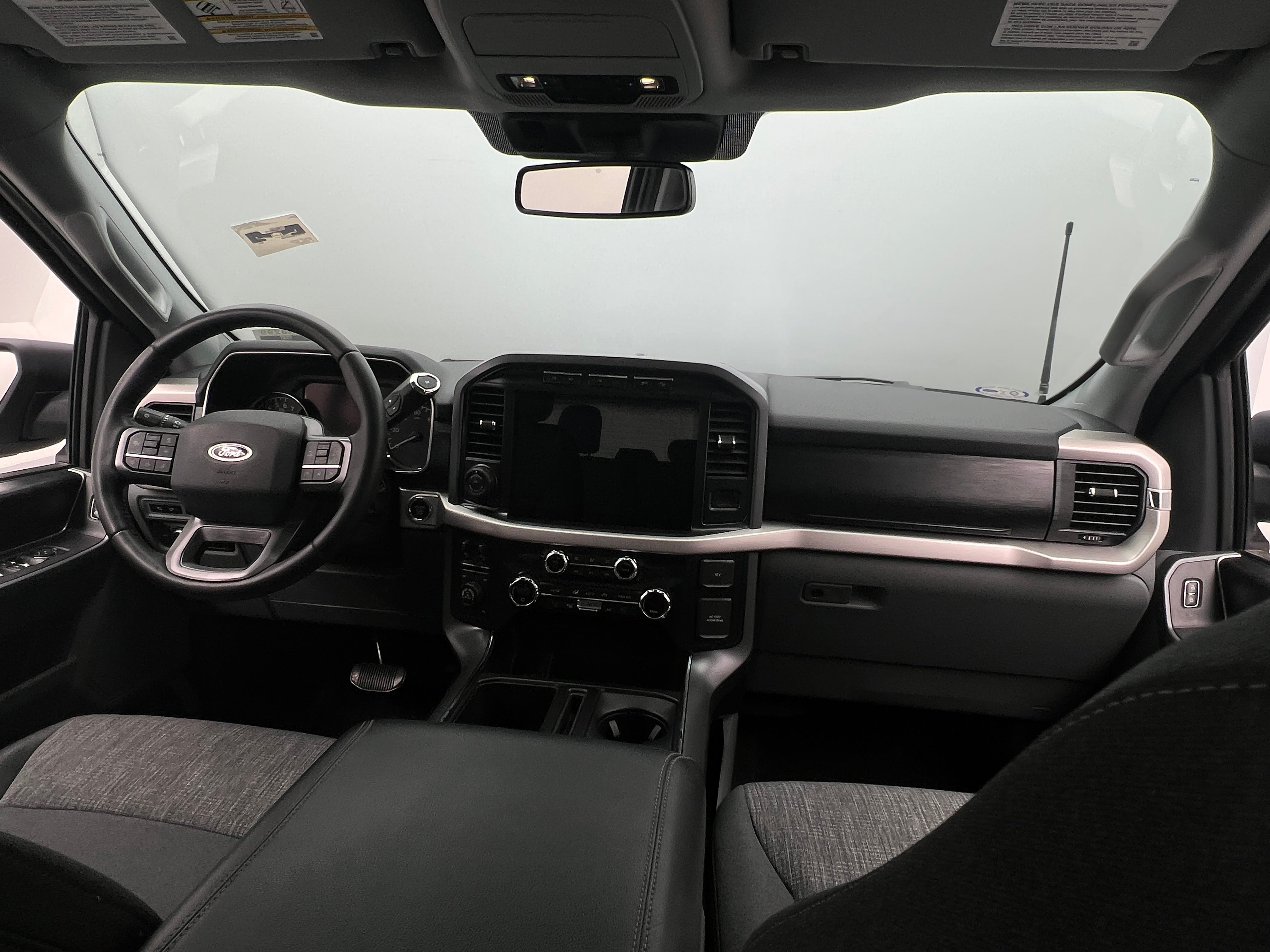 2021 Ford Econoline E-150 3